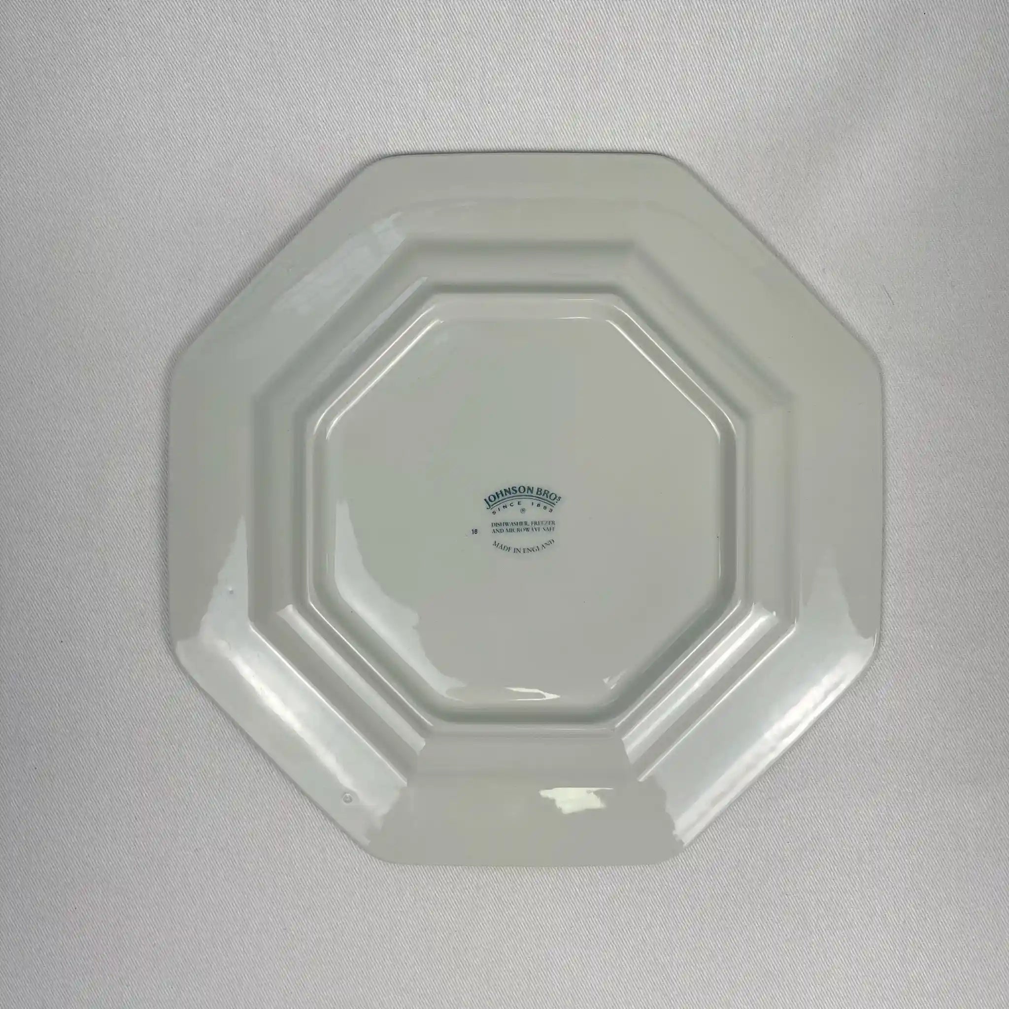 【アンティーク】 オクタゴナルプレート(皿) / JOHNSON BRO(ジョンソンブラザーズ） / エターナルボー / イギリス / 未使用