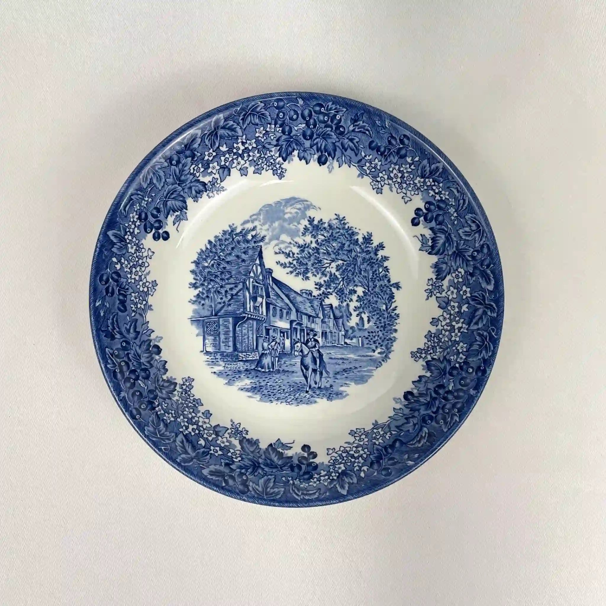 【ビンテージ】 プレート(皿) / WEDGWOOD(ウェッジウッド) / ロマンチックイングランド / 1990年後半 / イギリス / 廃盤品,希少価値高