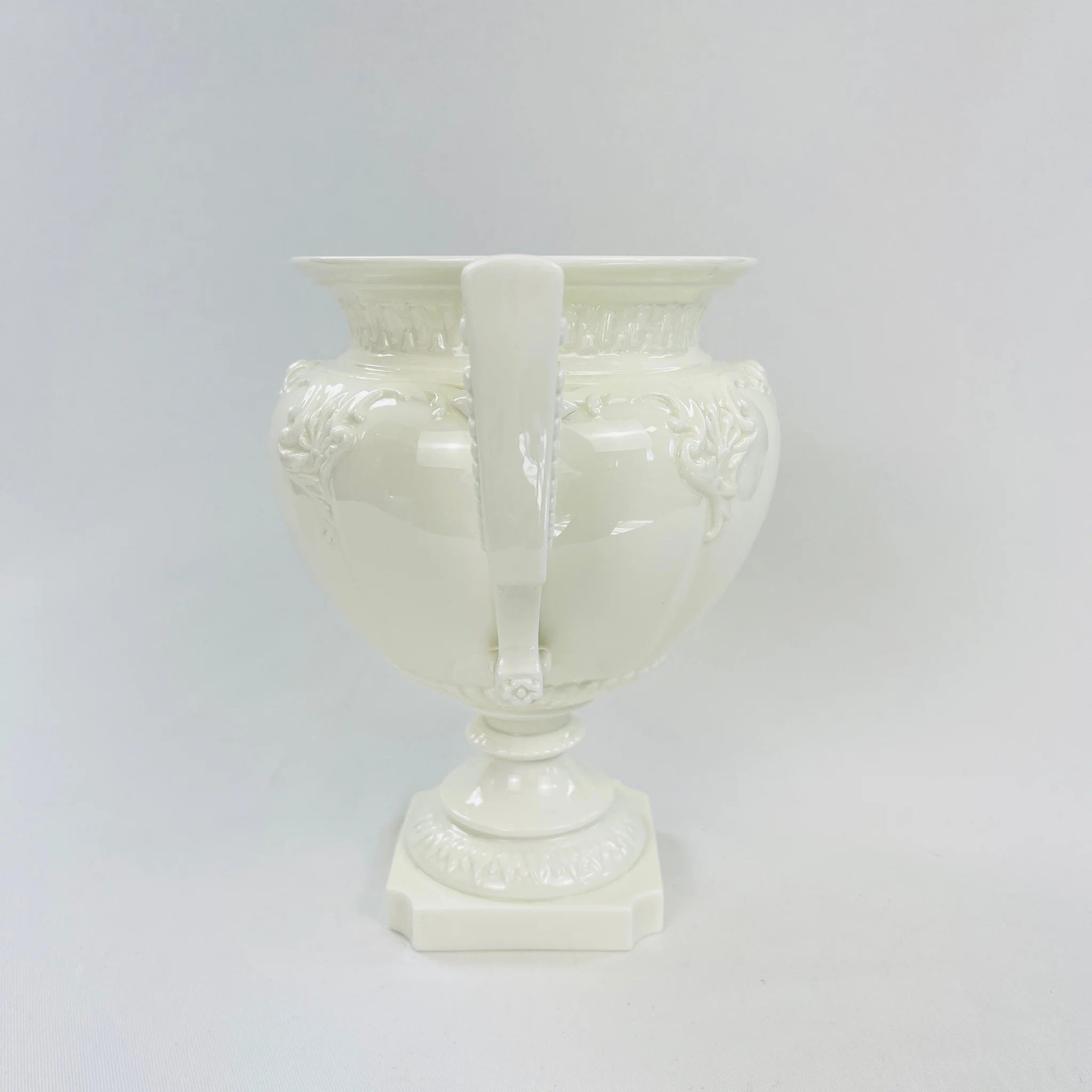 【アンティーク】 フラワーベース / ネオクラシカル様式 / アンフォラ型 イギリス直輸入