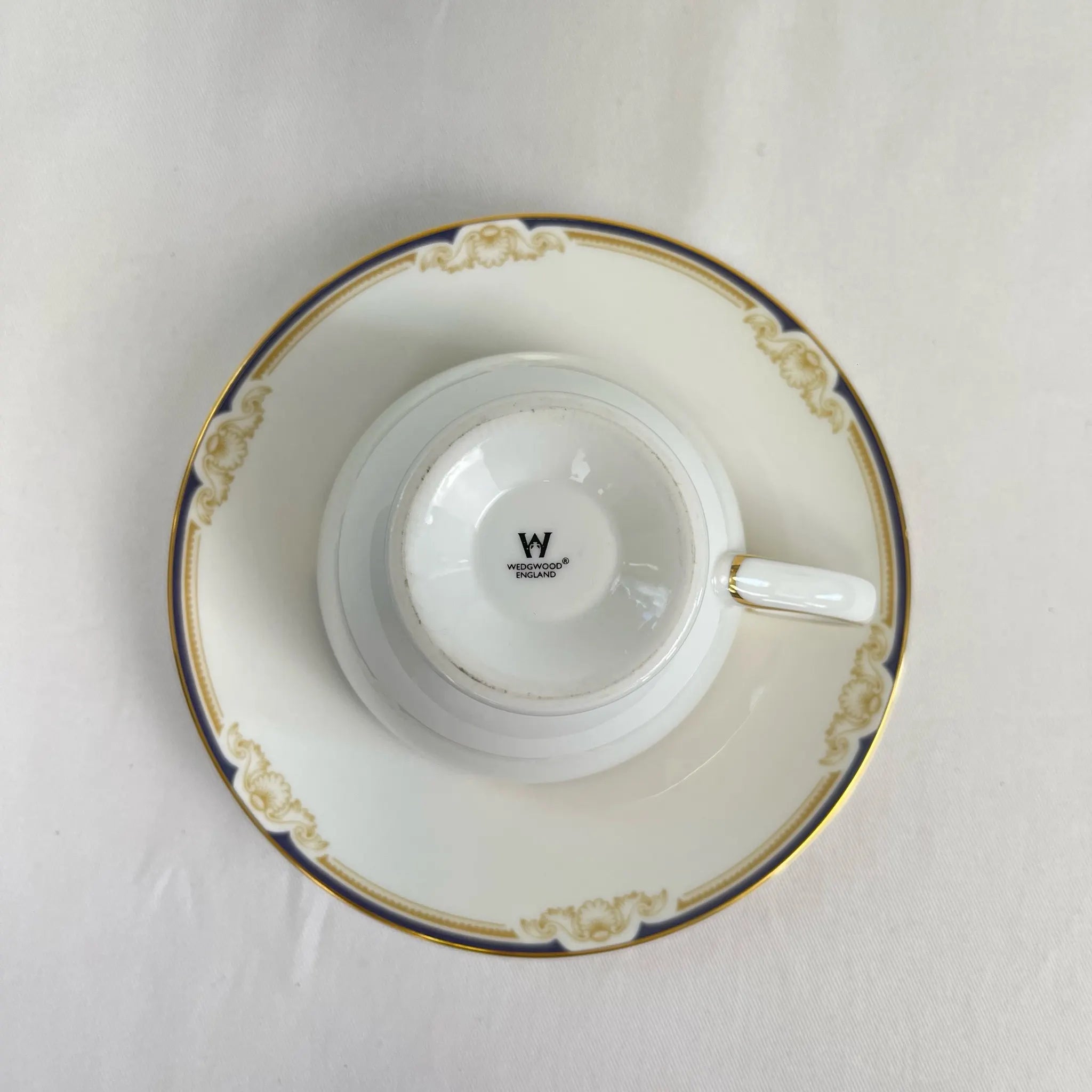 【リユース】 ティーカップセット / WEDGWOOD(ウェッジウッド) / キャベンディッシュシリーズ / 1980年代 / Bone China / イギリス / 22金メッキ,金彩装飾