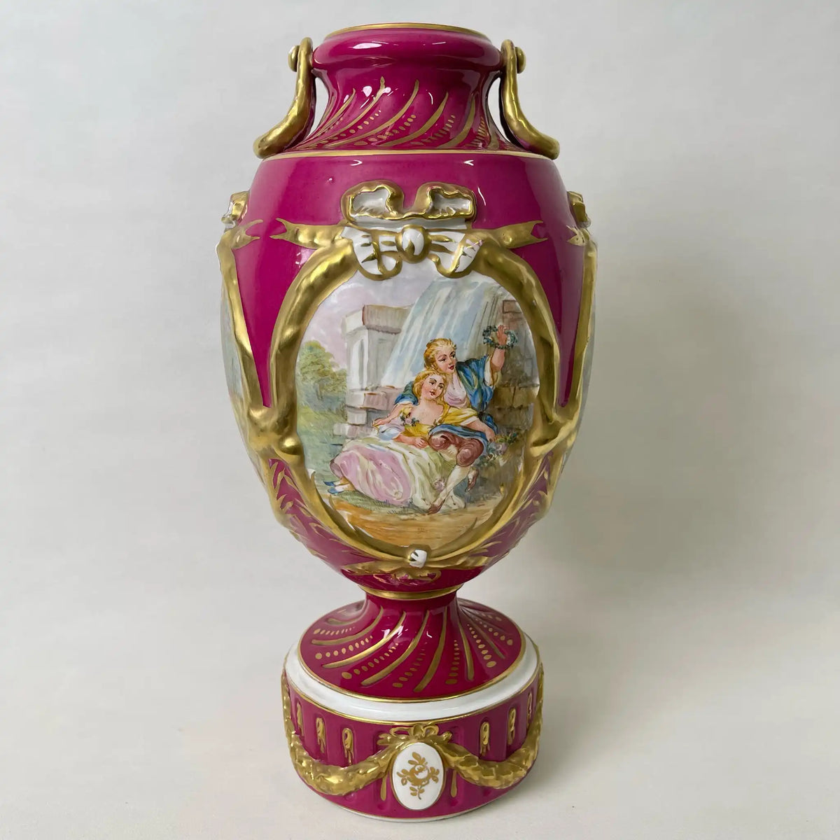 フラワーベース(花瓶) / 1900年代 / 磁器 / フランス / 金彩装飾