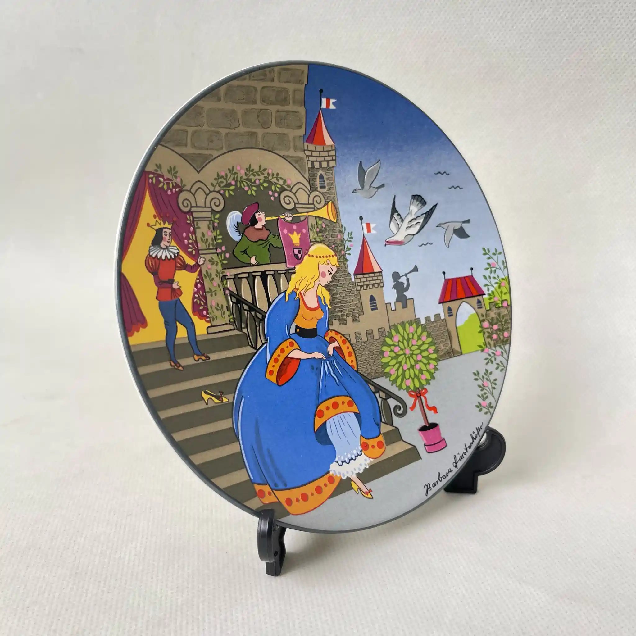 [Vintage] Plate / Poole Pottery / Cinderella / Pottery / England / With stand