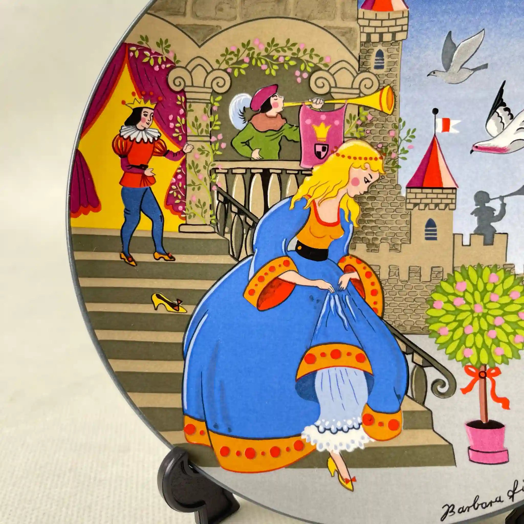 [Vintage] Plate / Poole Pottery / Cinderella / Pottery / England / With stand