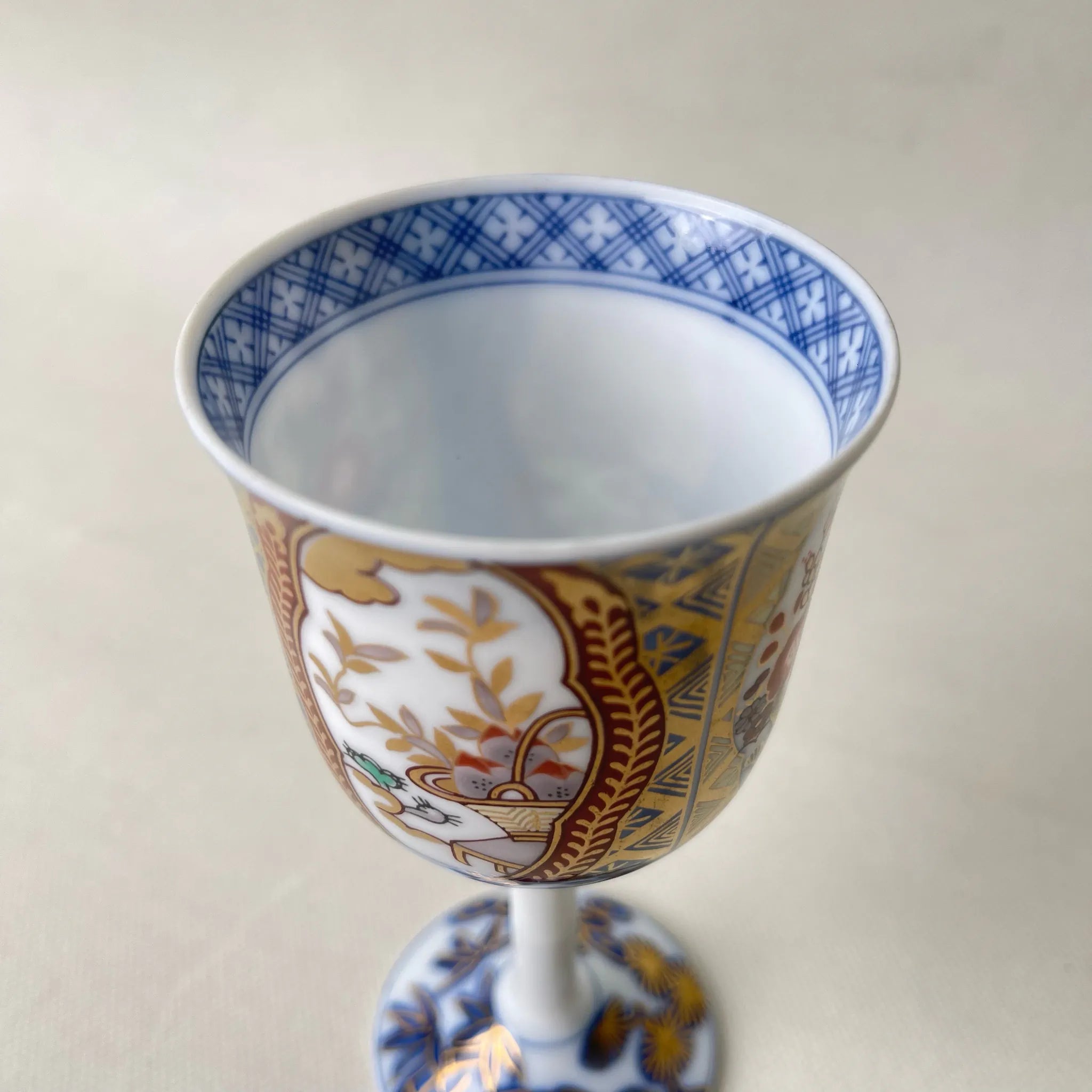 【リユース】 ワインカップ / 龍峰窯 / 伊万里 / 陶器 / 日本 / 染錦金彩