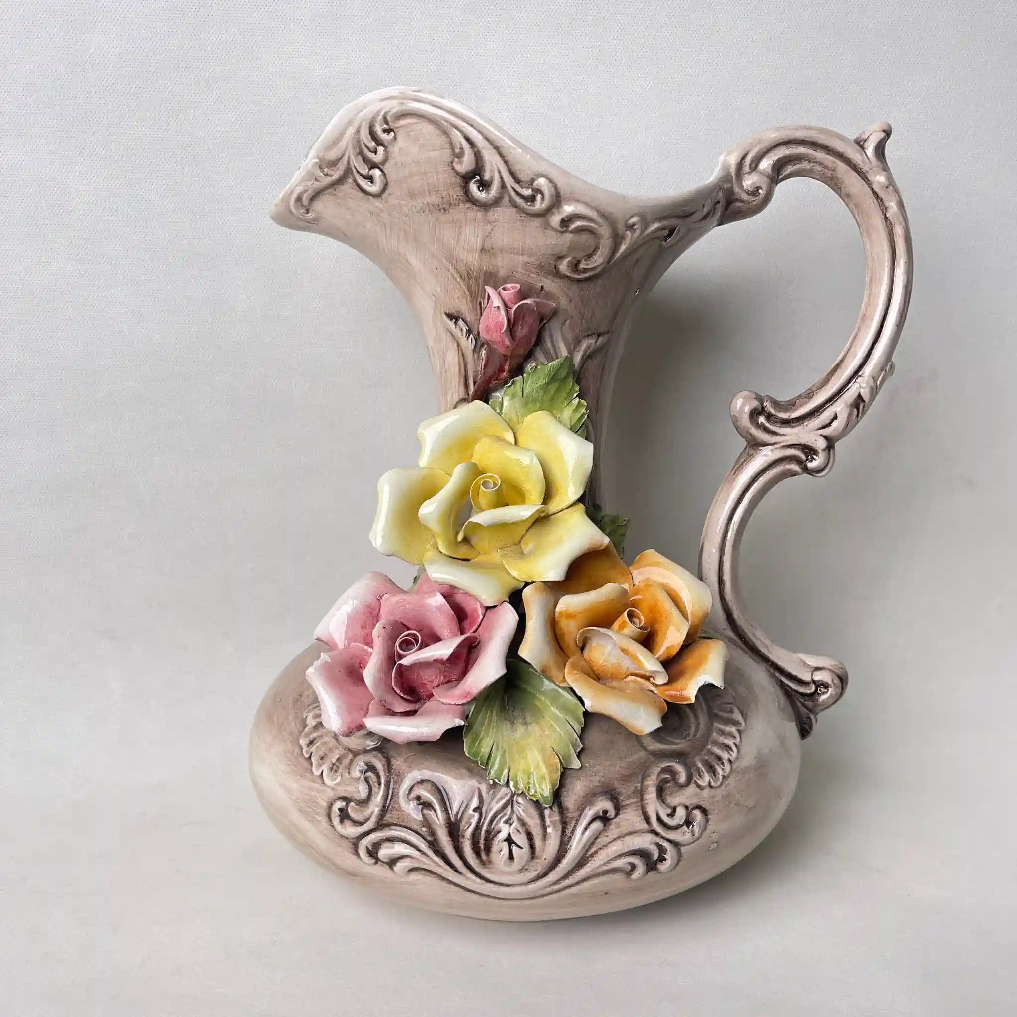 【ビンテージ】 フラワーベース(花瓶) / 磁器 / イタリア