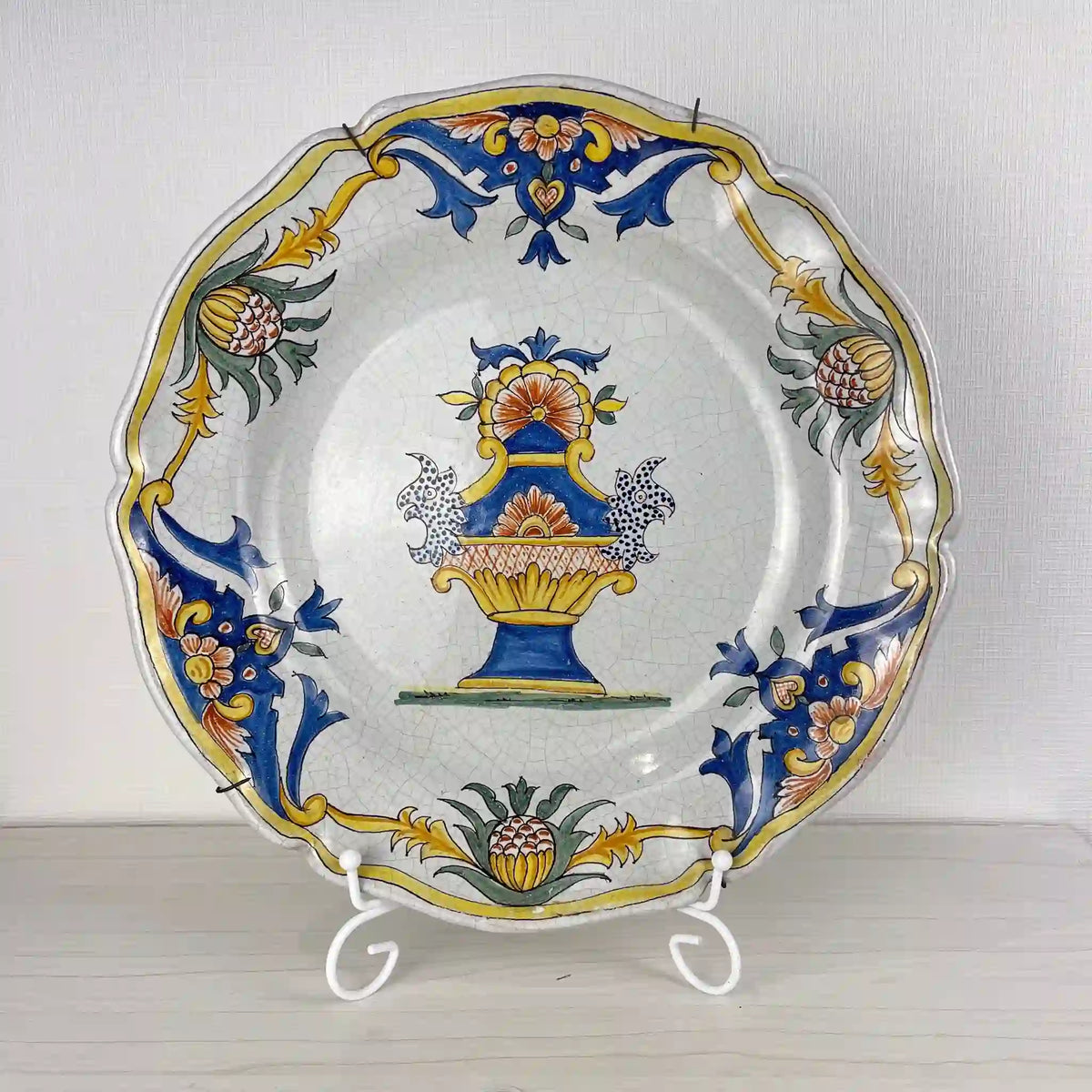 Antique painted plate / 17th-18th century / Ceramic / France