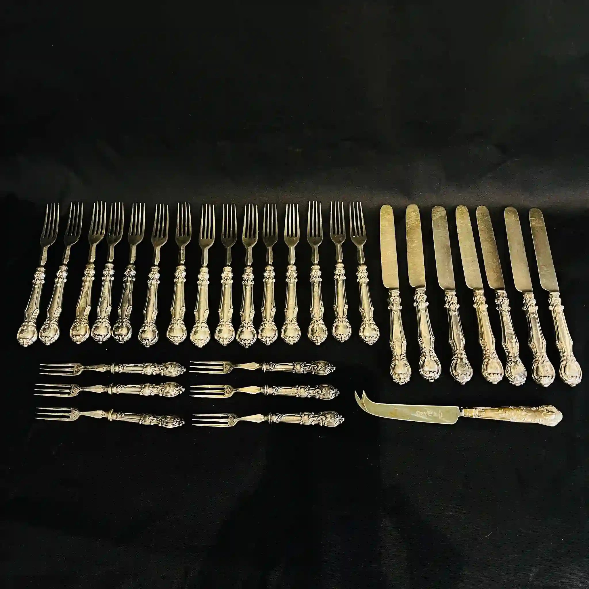 [Antique] Collection of 8 knives and 21 forks with silver handles and copper blades /