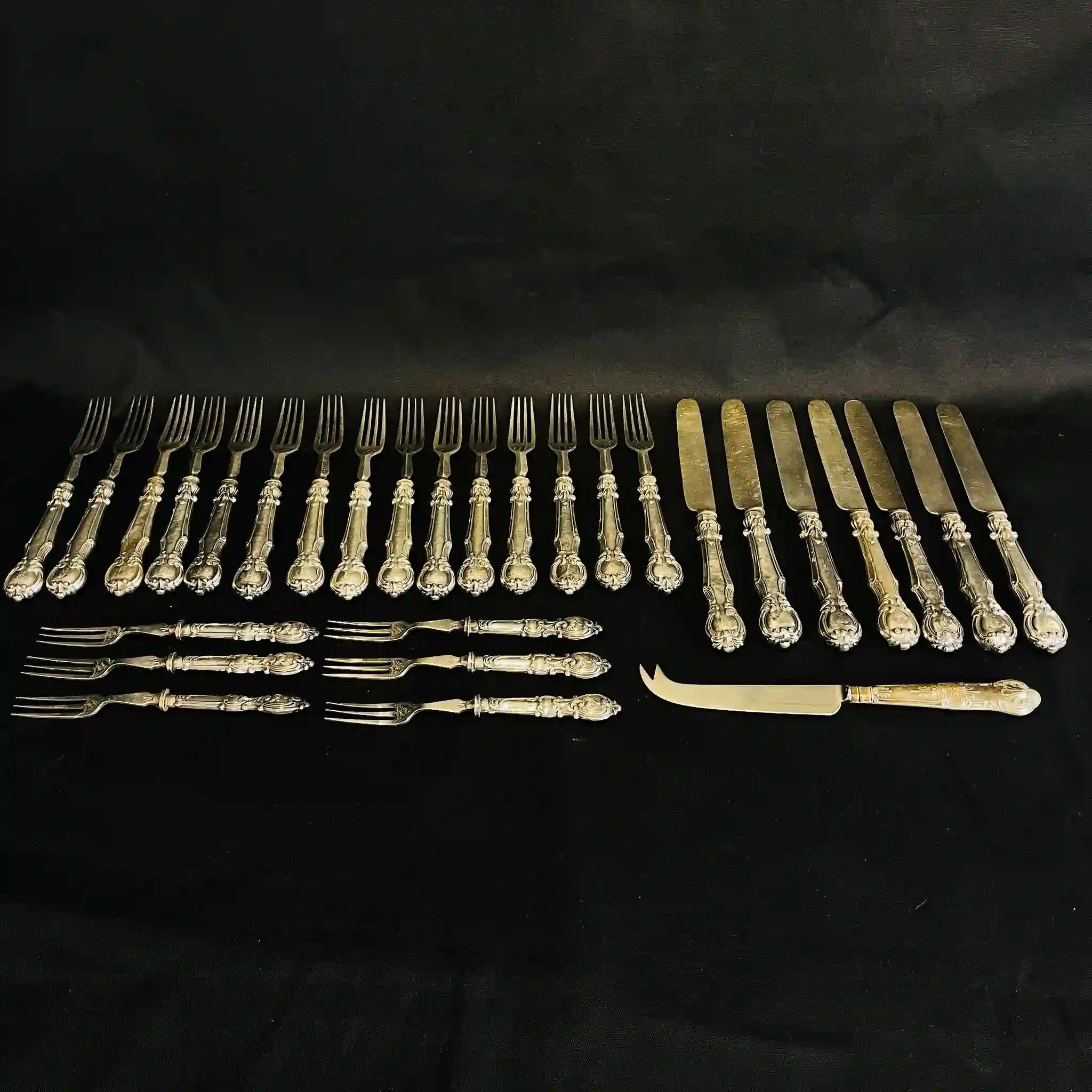 [Antique] Collection of 8 knives and 21 forks with silver handles and copper blades /