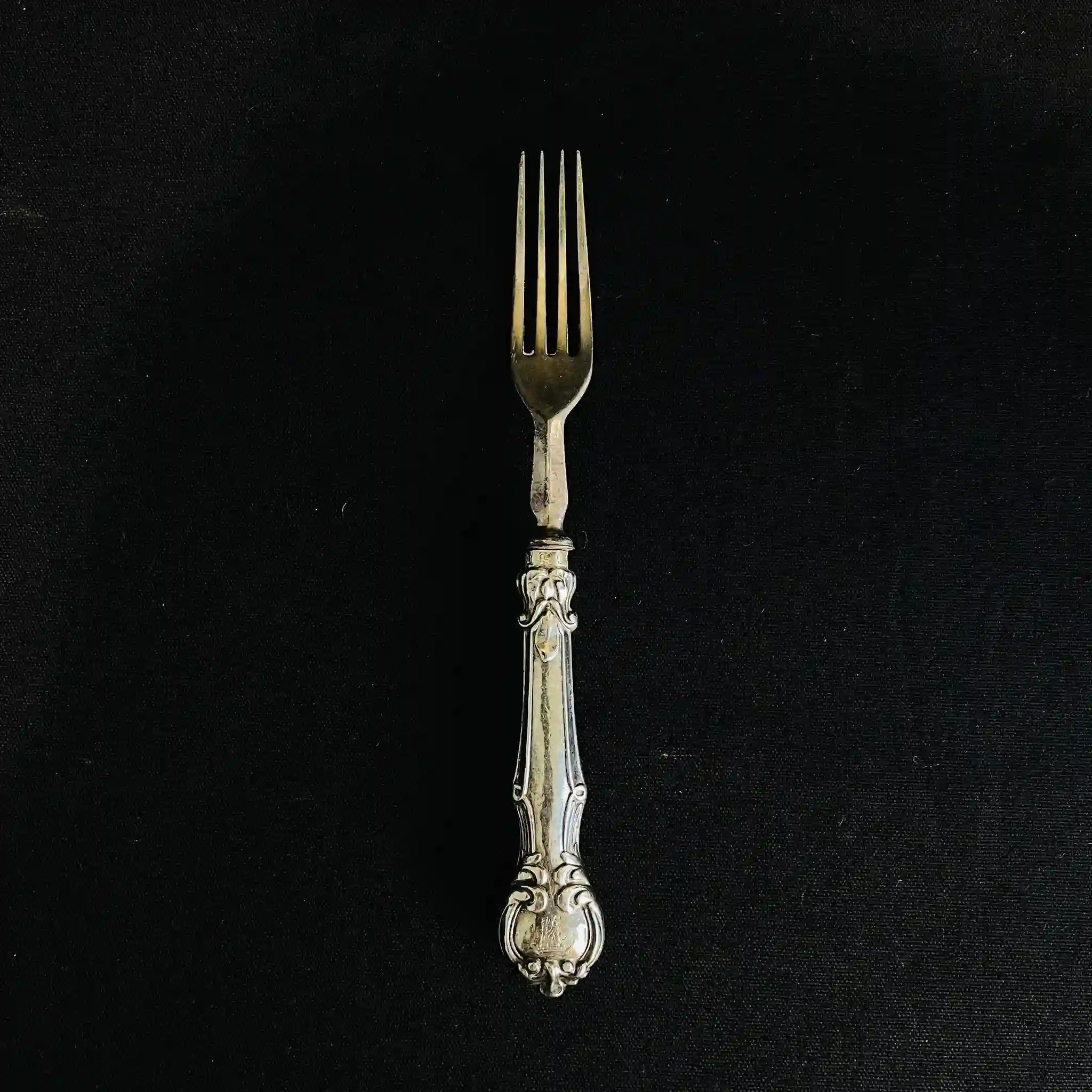 [Antique] Collection of 8 knives and 21 forks with silver handles and copper blades /