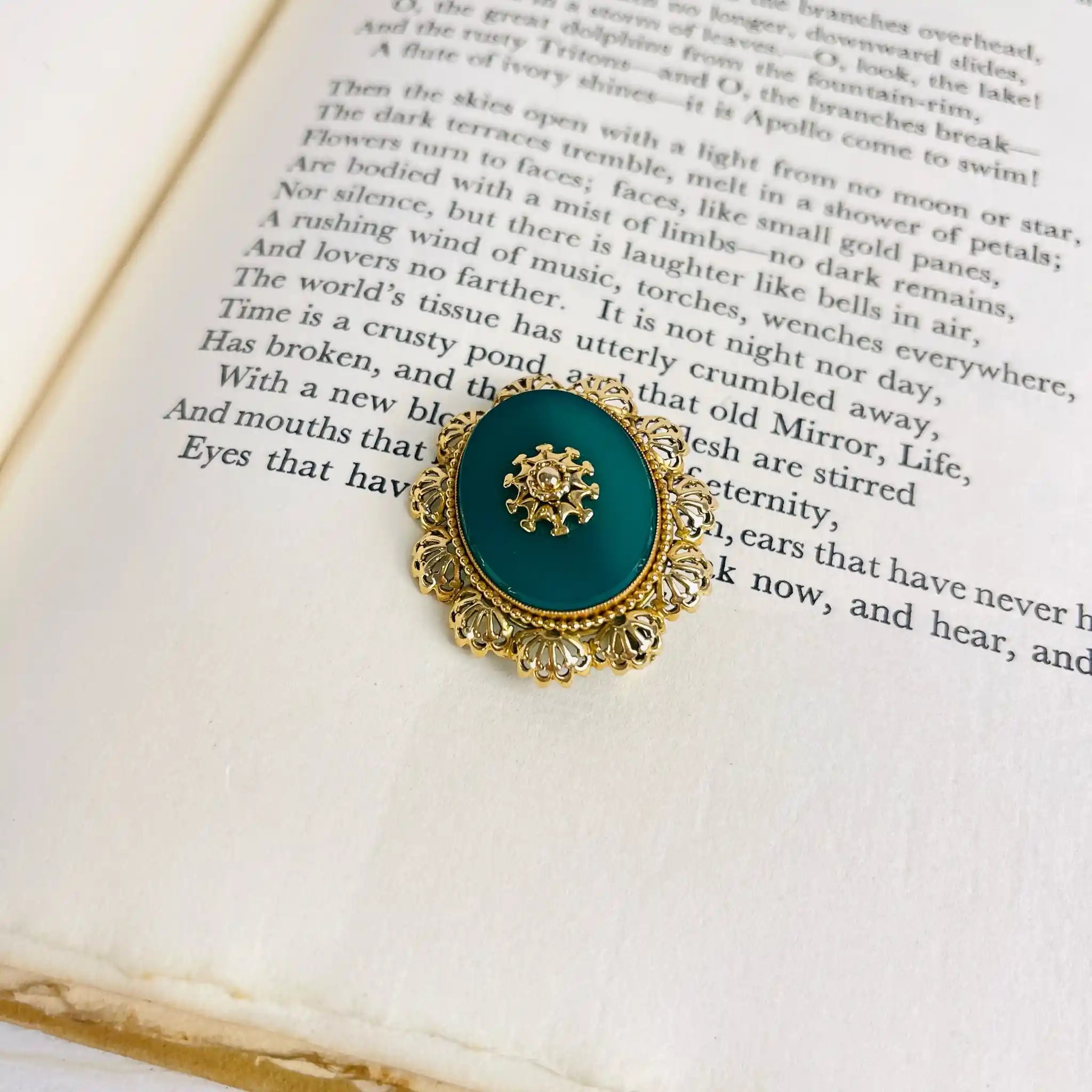 【アンティーク】 ゴールドブローチ / フランス直輸入