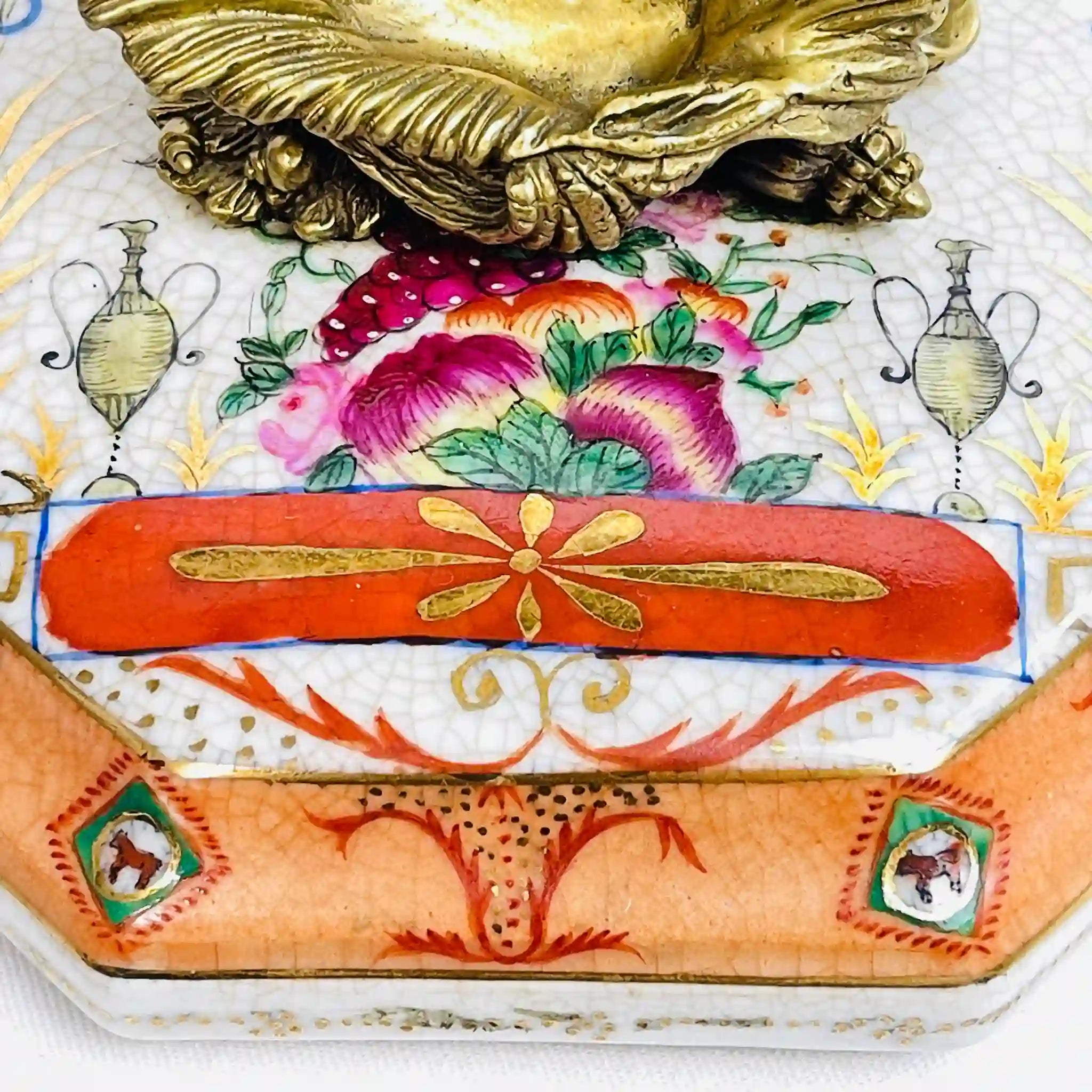 【アンティーク】 ジュエリーボックス / Carnaby Ormolu(カーナビー・オルモル) / 陶器 / 動物脚デザイン