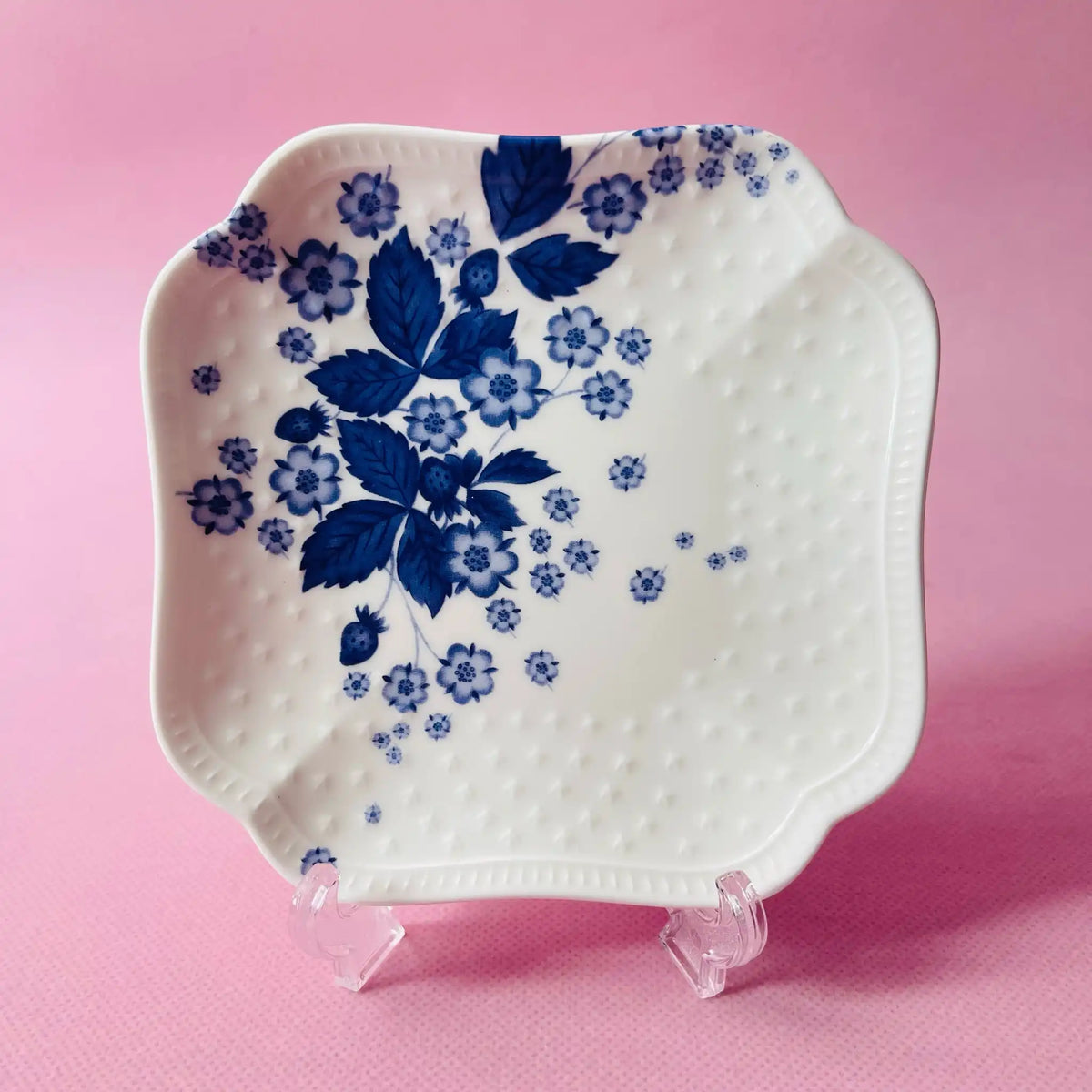 Wedgwood /盘子/草莓布/ Fine Bone China /未使用品，盒子，方形盘子，方形盘子，洗碗机对应/[再利用]