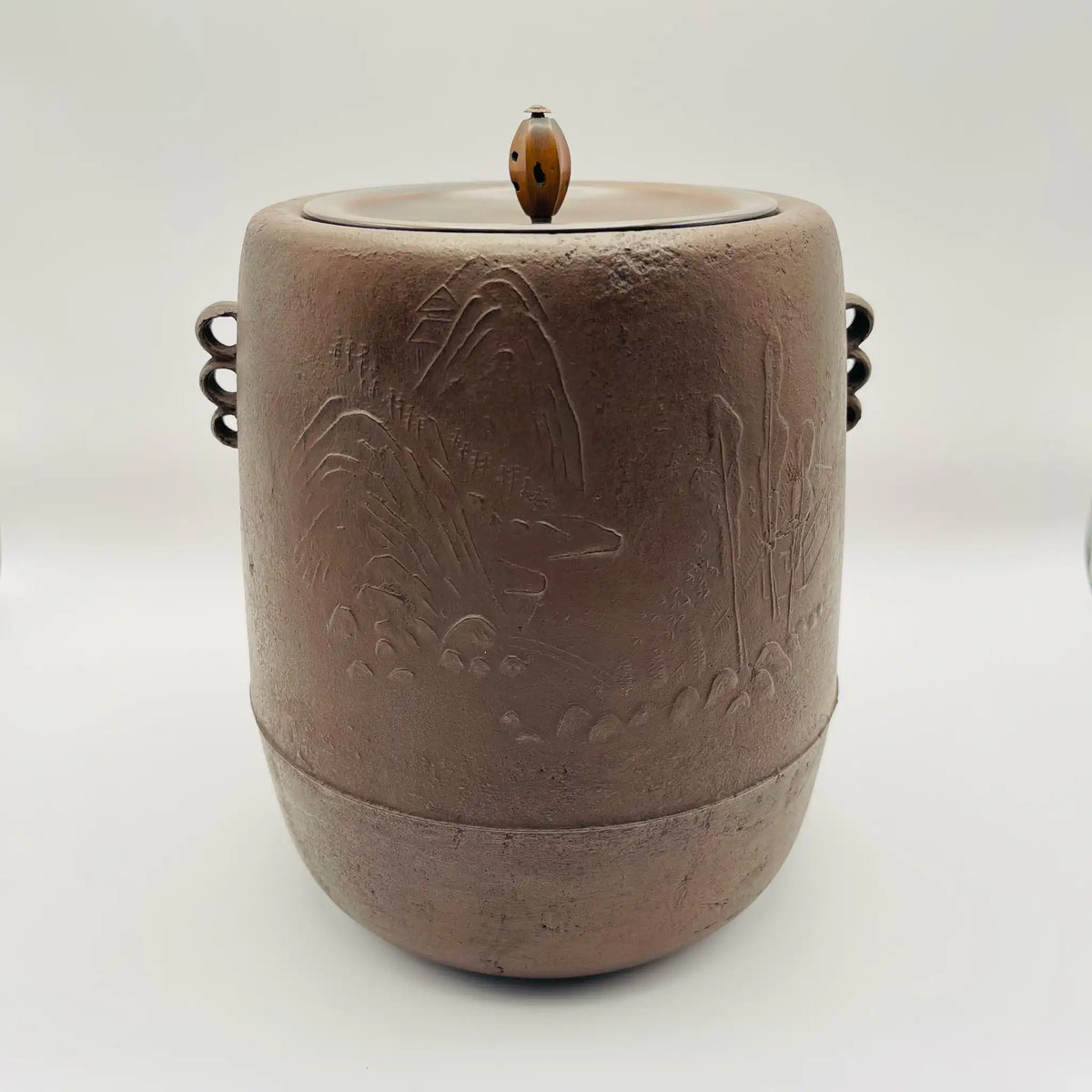 茶道具　筒釜　木箱　釜師 茶釜(筒釜) / 茶道具 木箱あり / [骨董品] ｜アンティーク・リユース