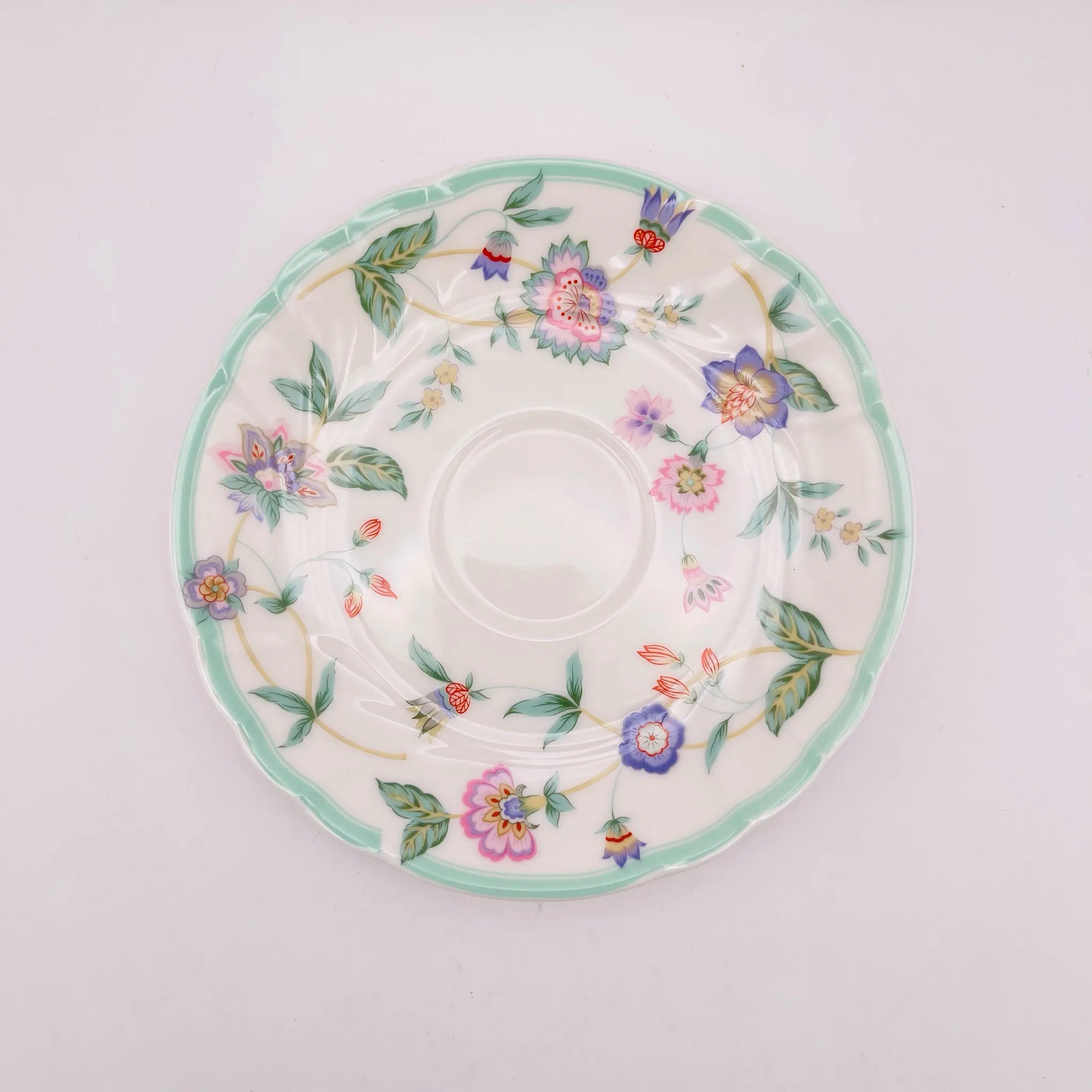 【リユース】 ティーカップ・ソーサーセット / NARUMI