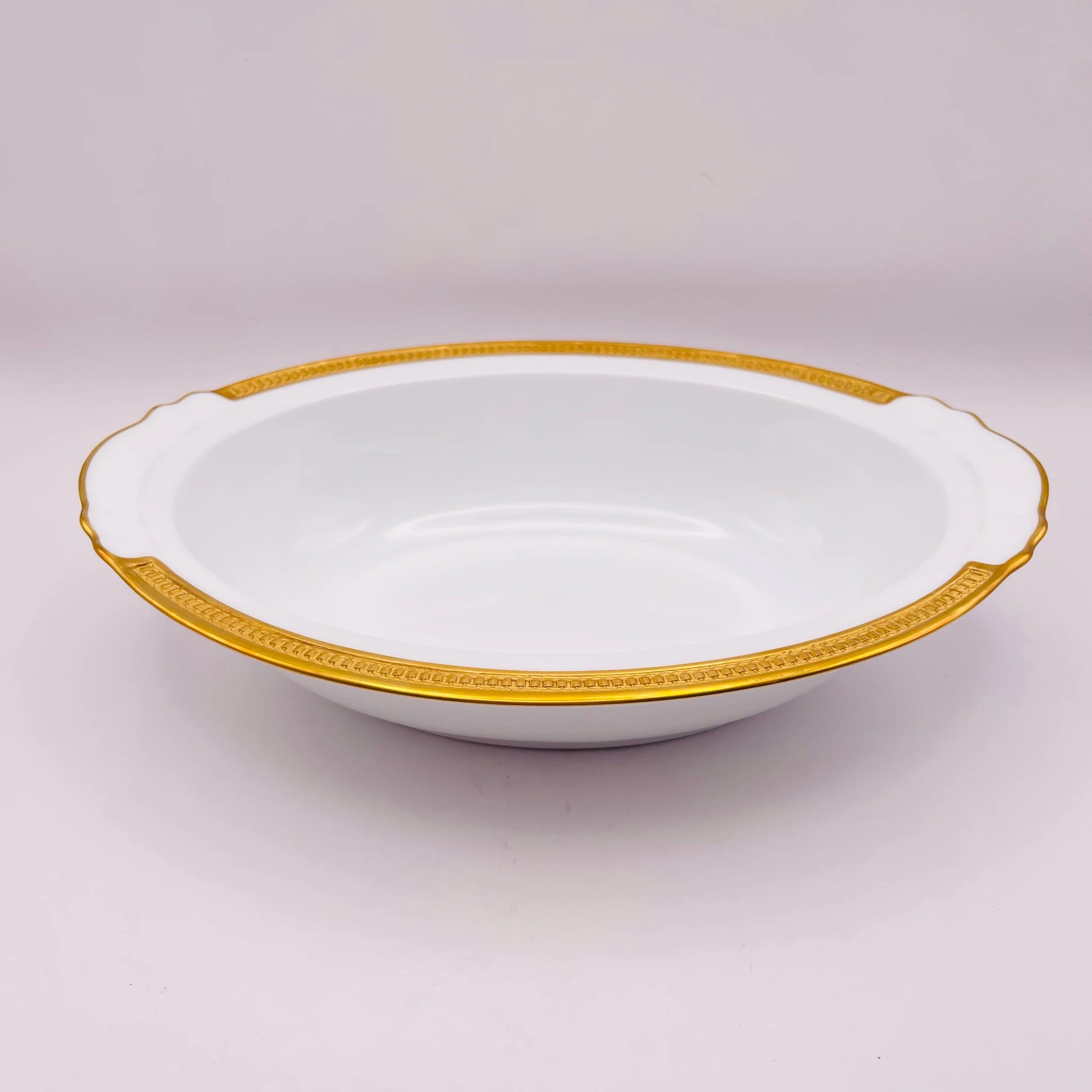 【リユース】 オーバルプレート / 大倉陶園 / 片葉金触 / 1920年頃 / 白磁 / 日本 / 金彩装飾・エンボス装飾 未使用