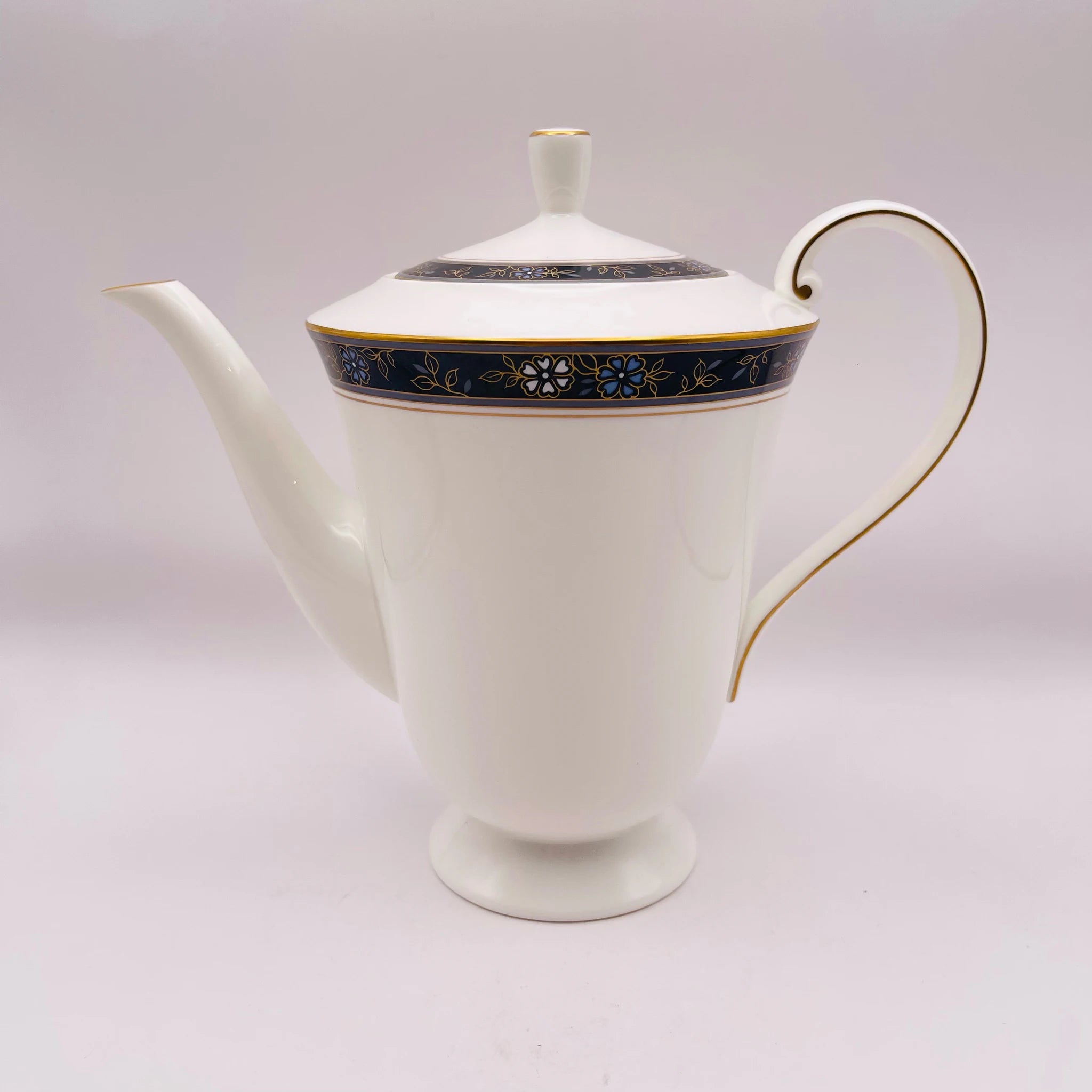 【リユース】 ティーポット / NARUMI / エグゼクティブコレクション / Bone China / 未使用,箱あり / 箱付き