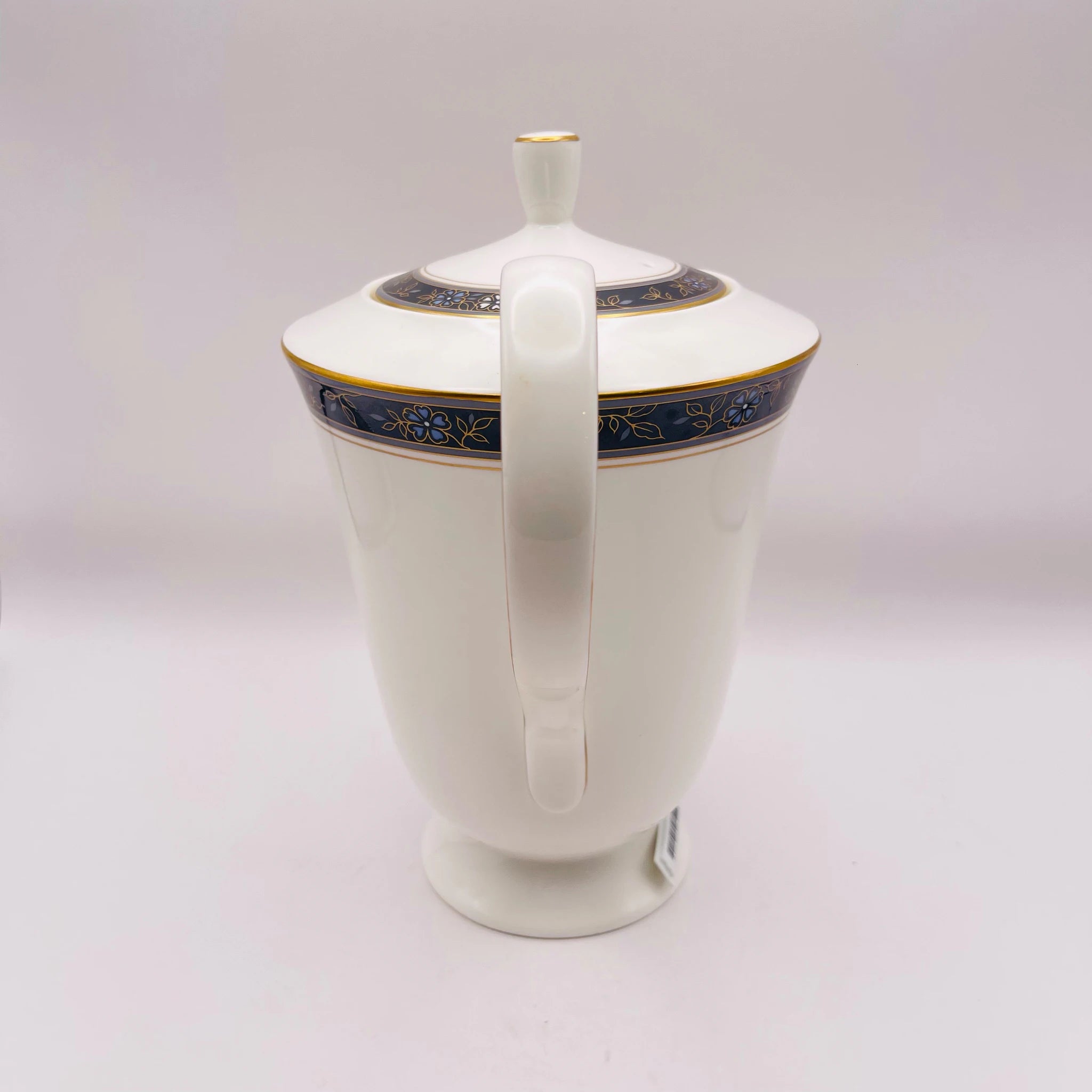 【リユース】 ティーポット / NARUMI / エグゼクティブコレクション / Bone China / 未使用,箱あり / 箱付き