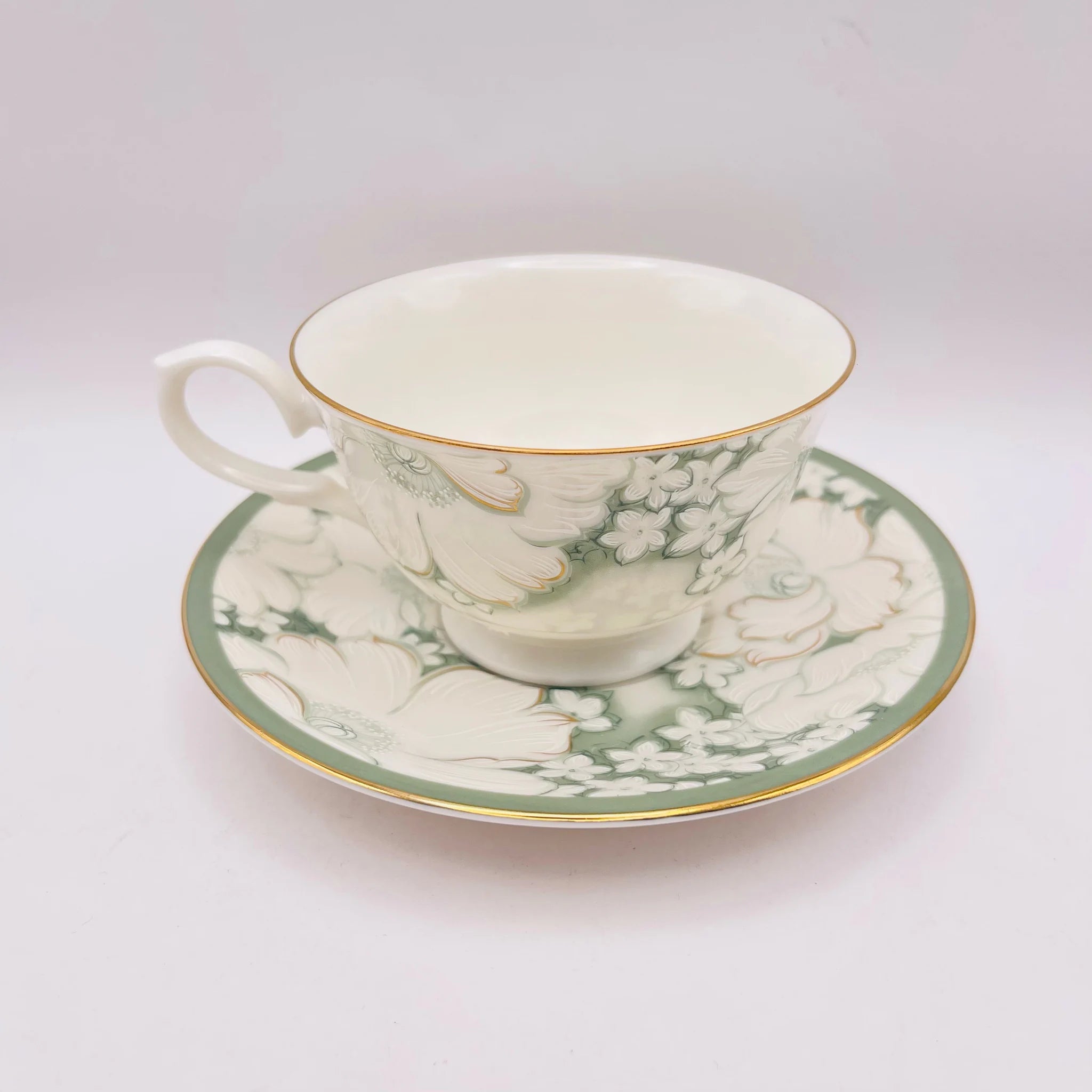 【リユース】 ティーカップセット　2P / NARUMI(ナルミ) / Fine China / 箱付き