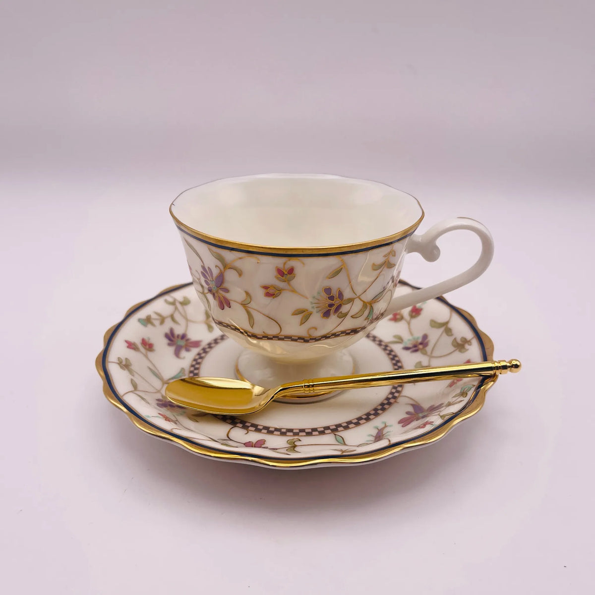 STAFFORDSHIRE カップ&ソーサー　中古品物 STAFFORDSHIRE カップ&ソ カップ・ソーサー ーサー 中古品物