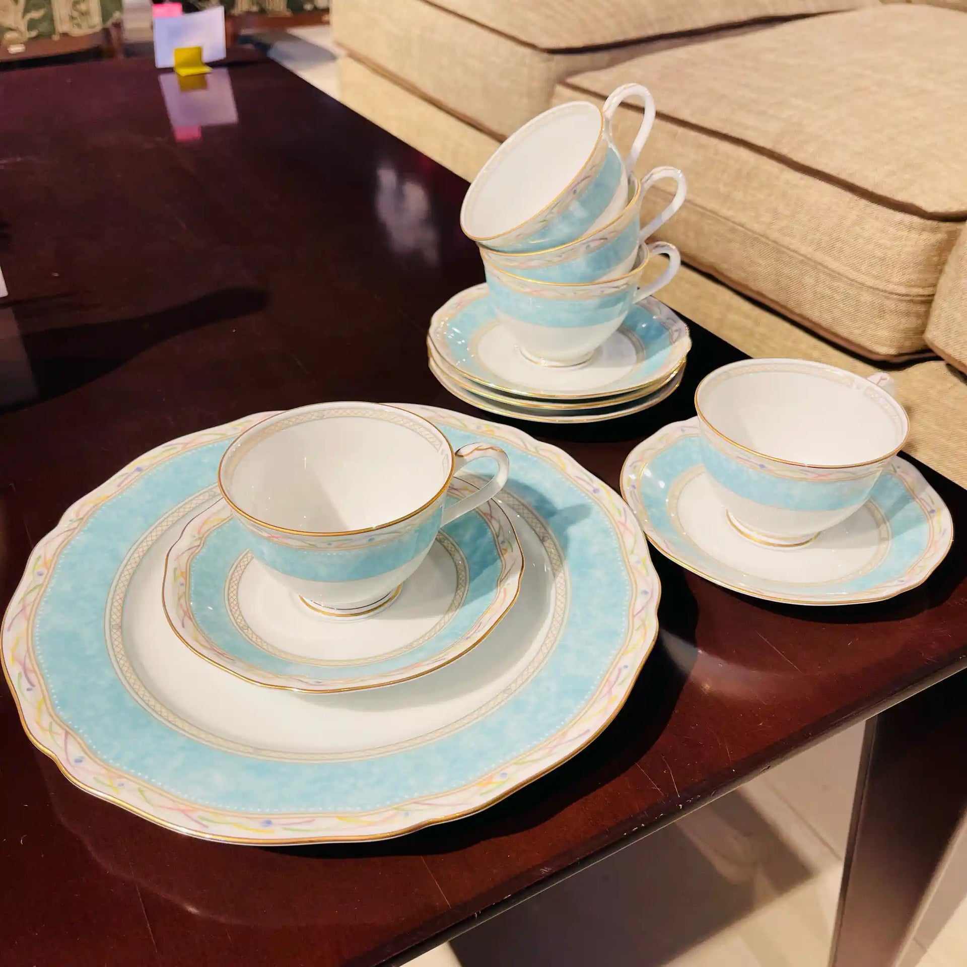 ノリタケ花麗句ディナープレート5枚セット Noritake (ノリタケ) / プレートセット / 華麗句(ハナレイク) / 日本