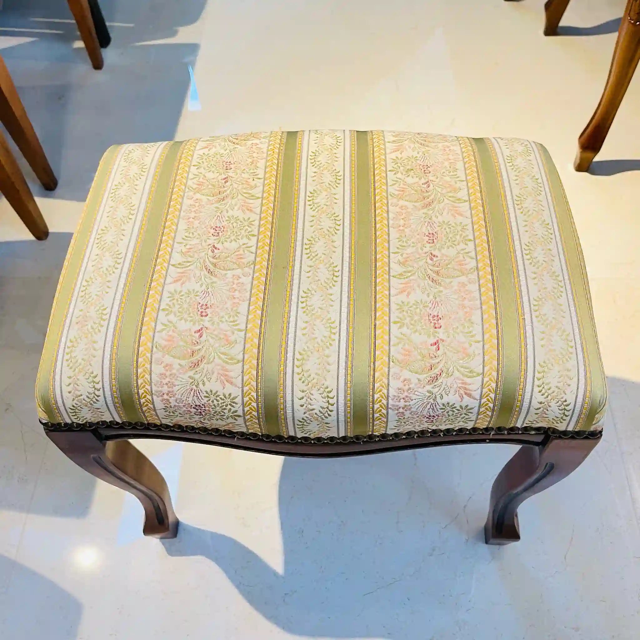 【アンティーク】 オットマン / 
 / フットスツール