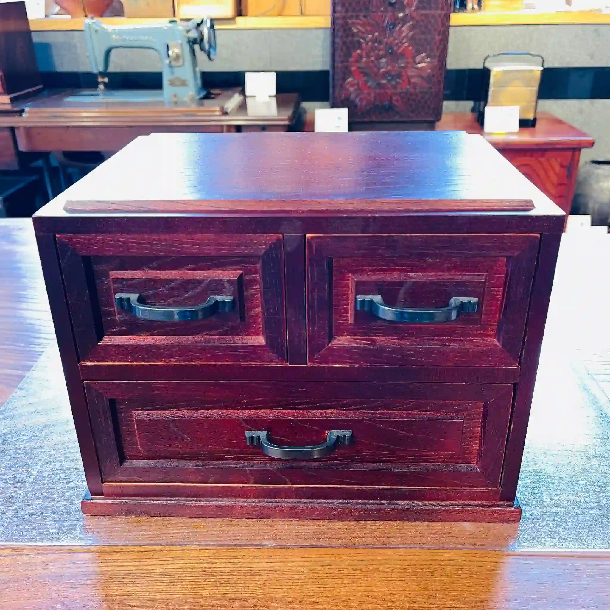 [Reused] Small drawer / chestnut wood 