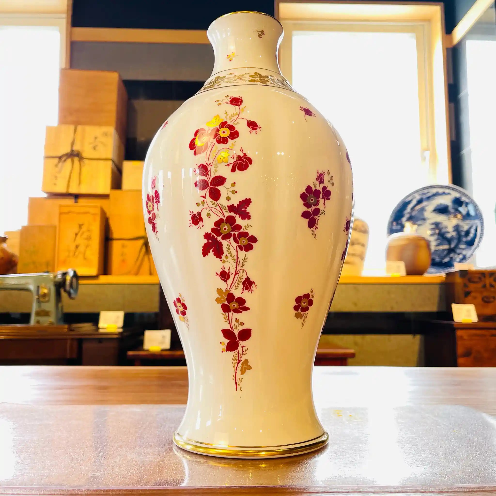 【リユース】 金触赤絵花瓶 / 大倉陶園 / 箱あり 未使用 / 箱付き