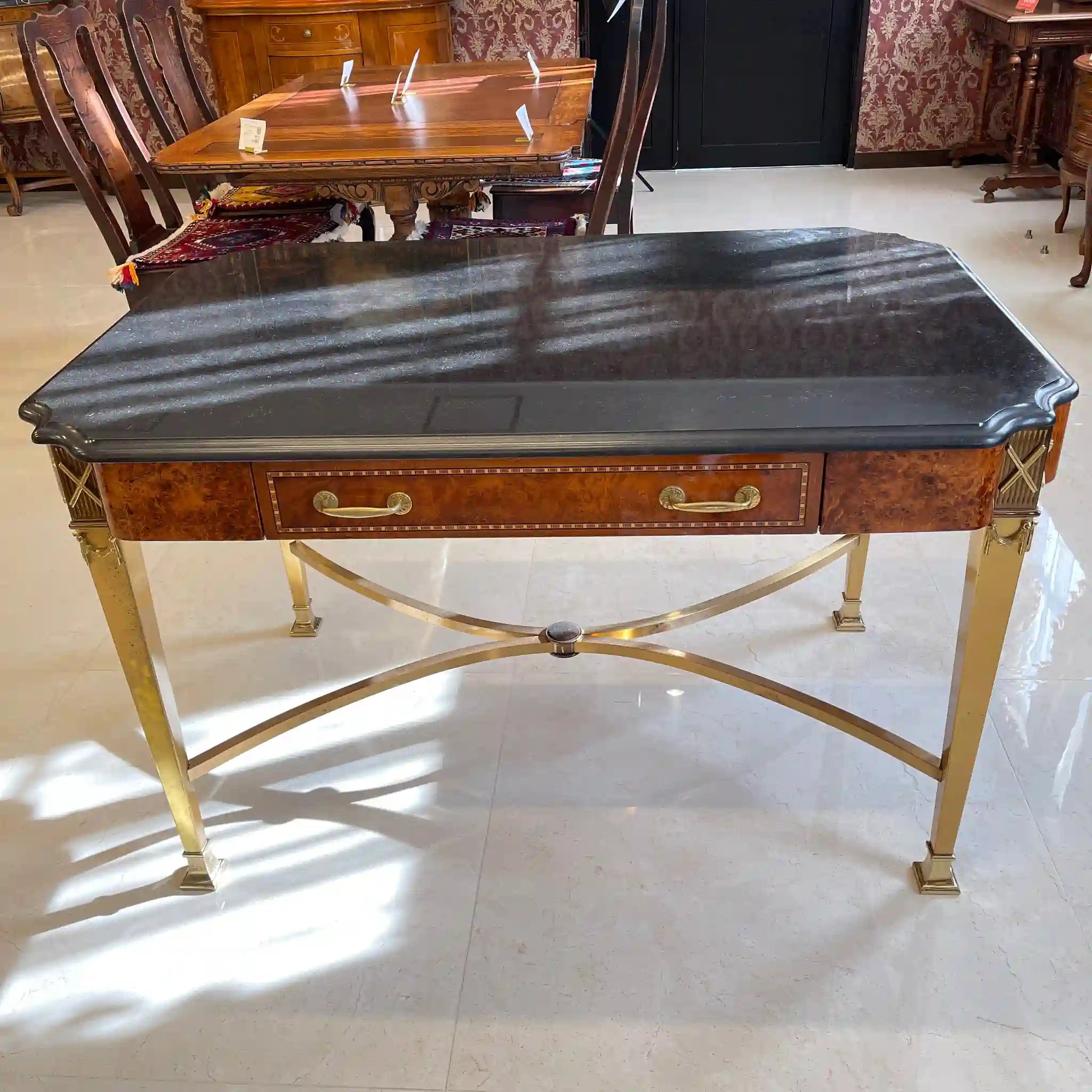 【アンティーク】 ダイニングテーブル /