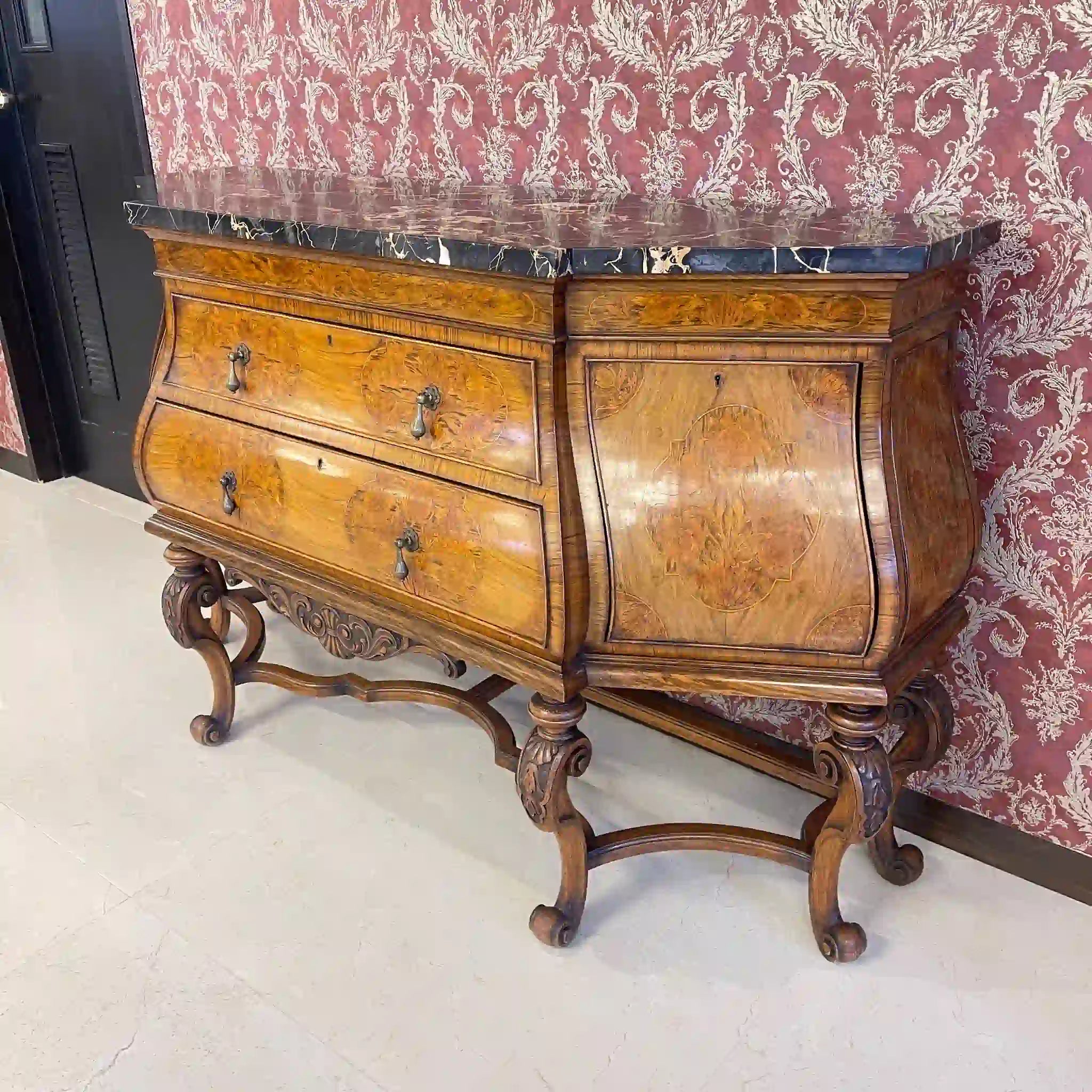 【アンティーク】 コモド コンソール / ボンベイ型 / 1900年代 / ウォールナット材 / ドイツ