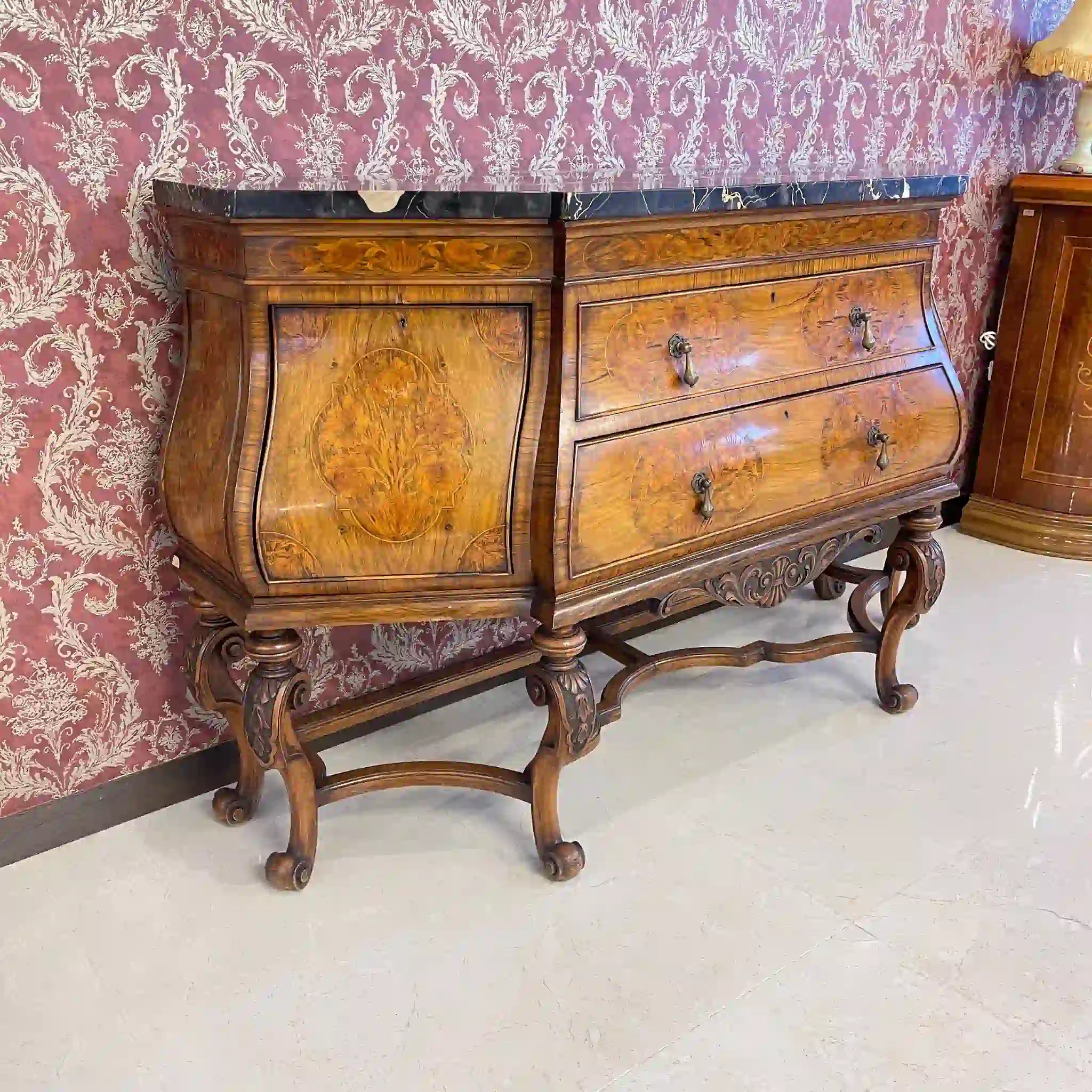 【アンティーク】 コモド コンソール / ボンベイ型 / 1900年代 / ウォールナット材 / ドイツ