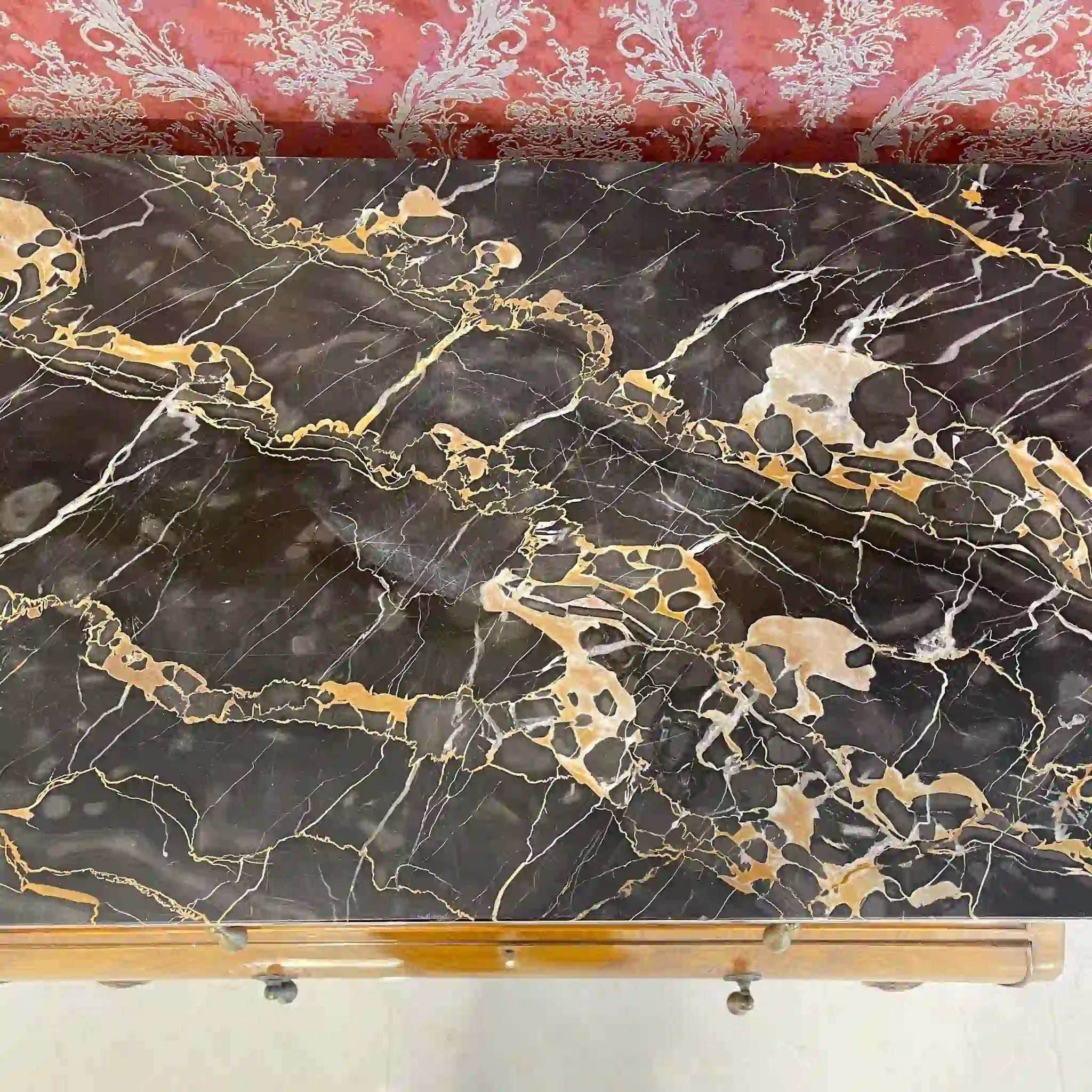 【アンティーク】 コモド コンソール / ボンベイ型 / 1900年代 / ウォールナット材 / ドイツ