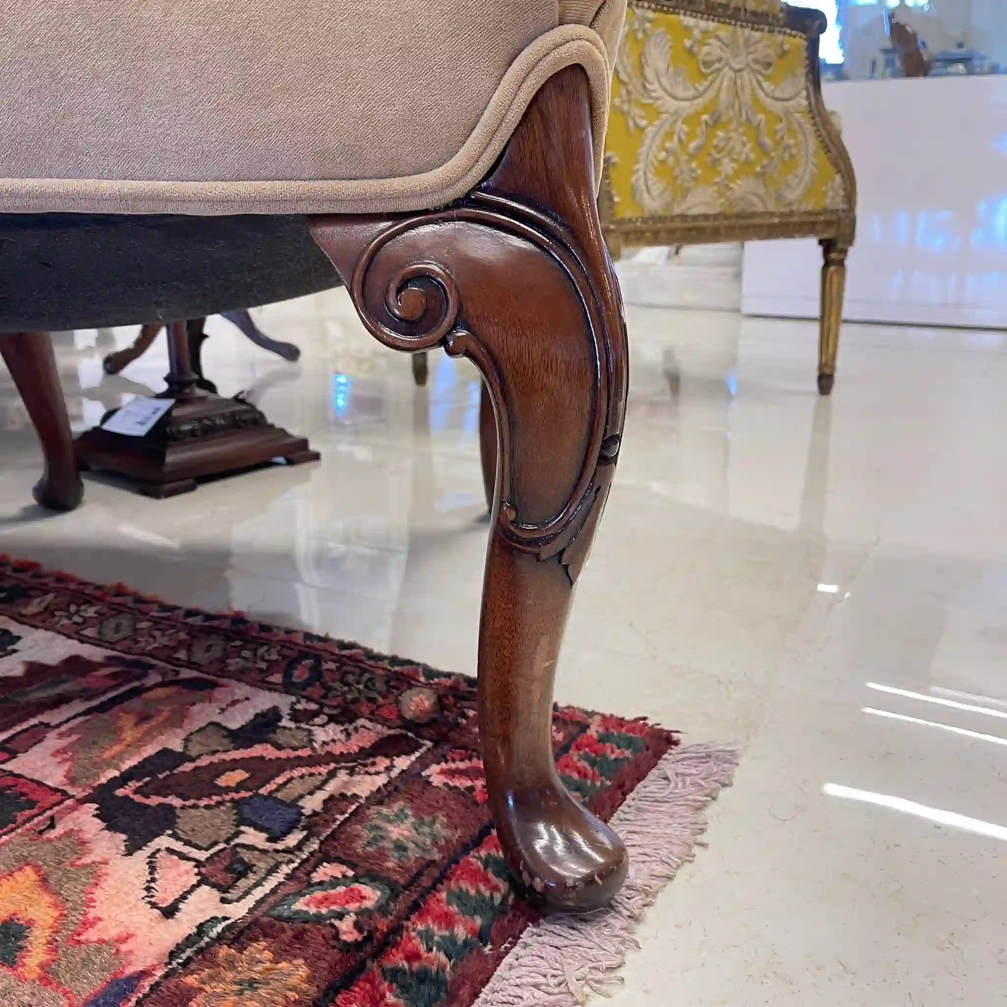 【アンティーク】 アームチェア / ジョージアン様式 / ベロア / イギリス / イギリス直輸入