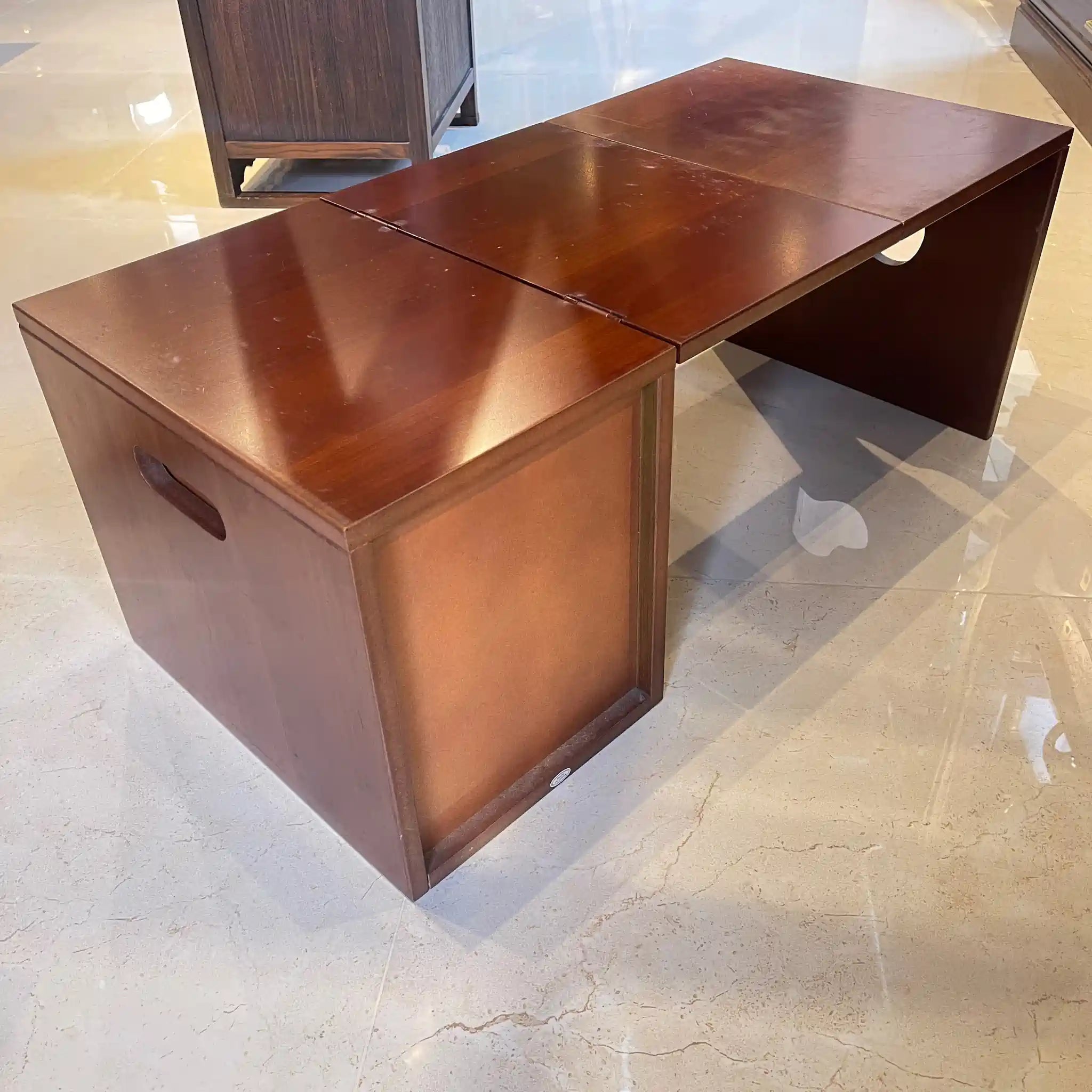 [Reused] Folding desk 