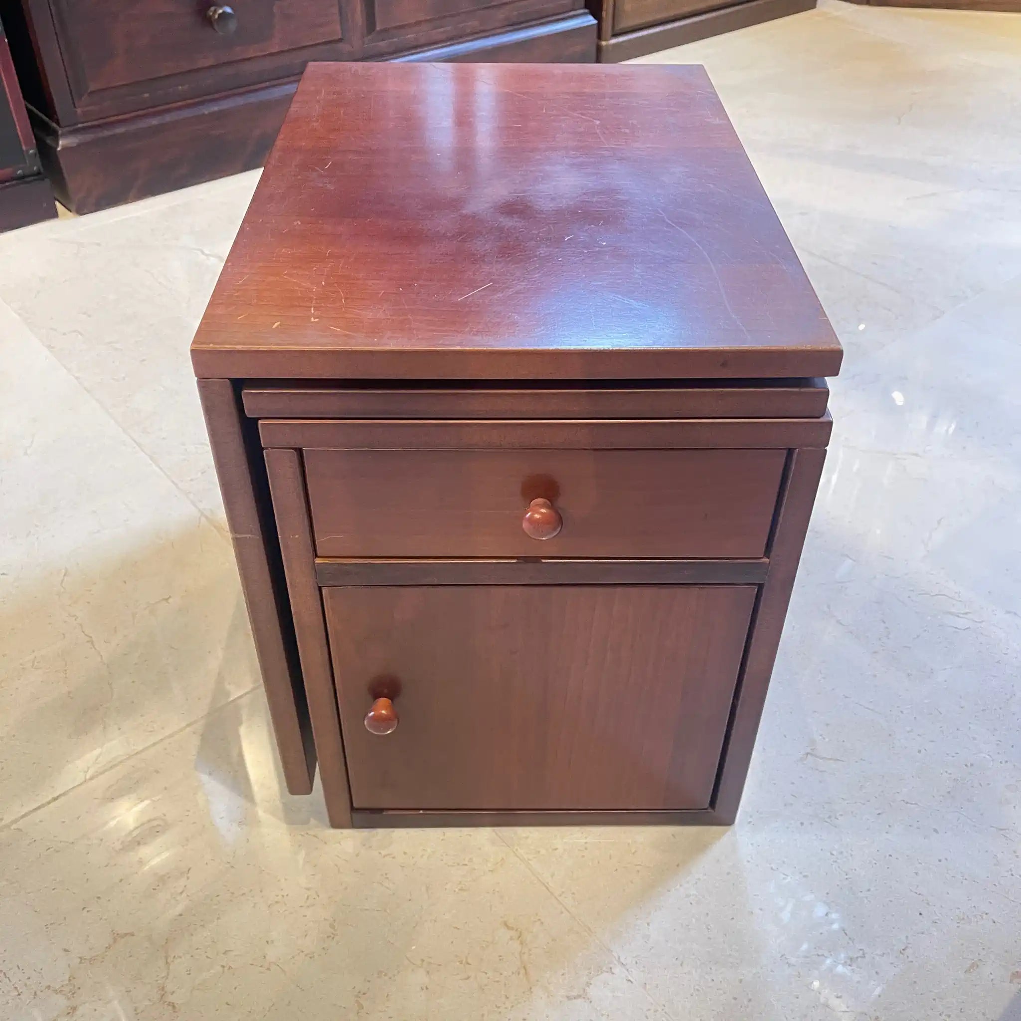 [Reused] Folding desk 