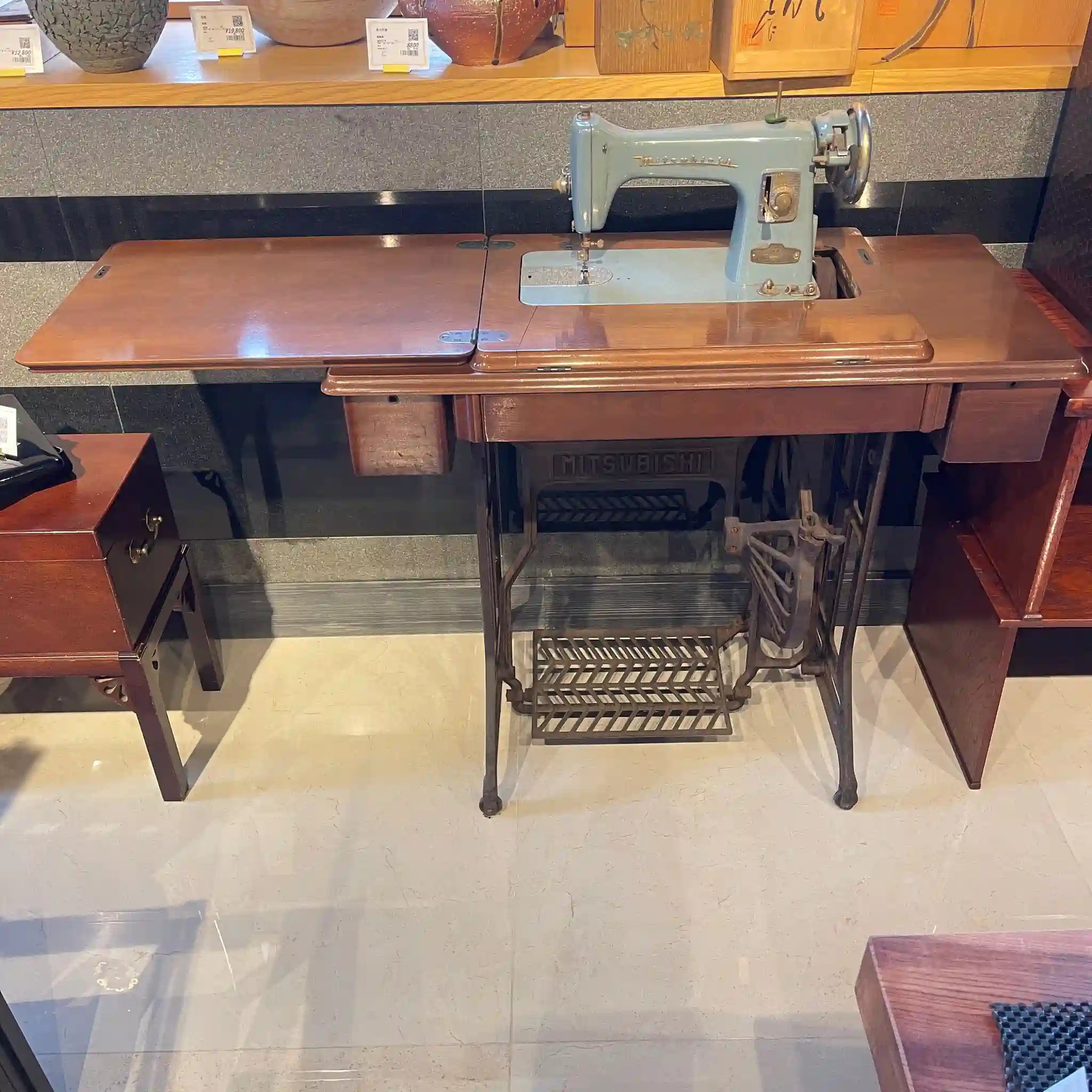 【リユース】 ビンテージミシン