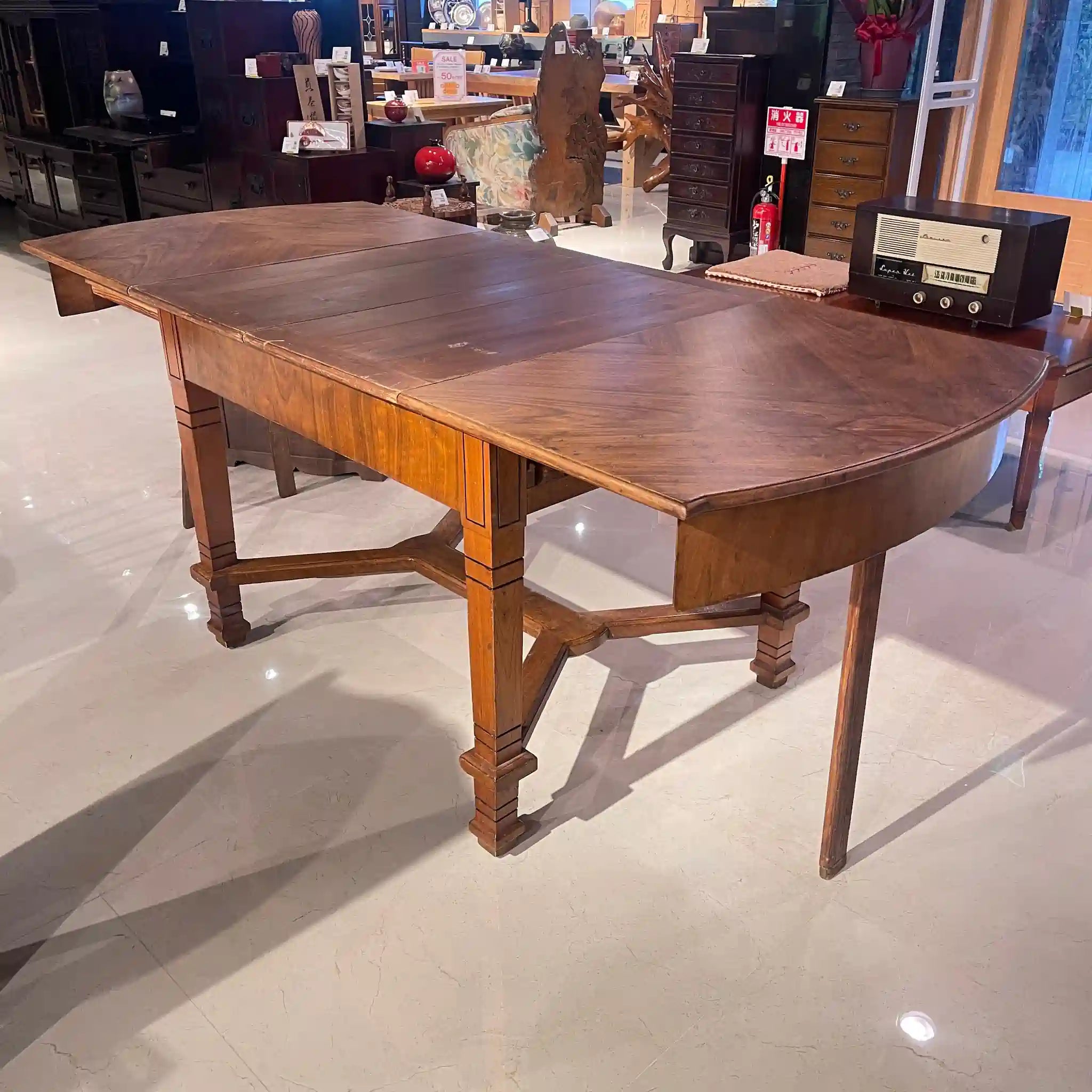 [Antique] Extendable table from England