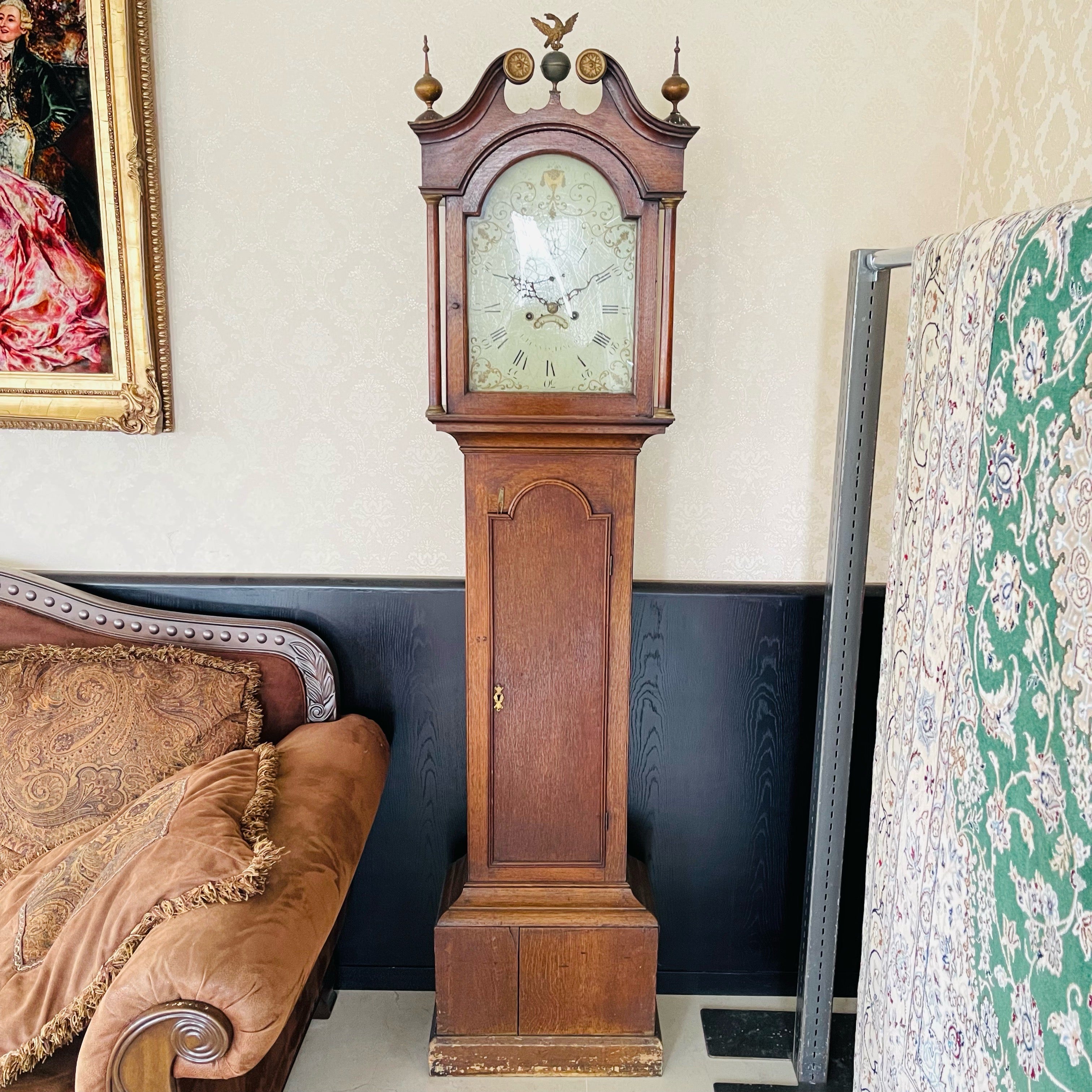 Hall clock (large table clock) / 1900s / Oak wood / England