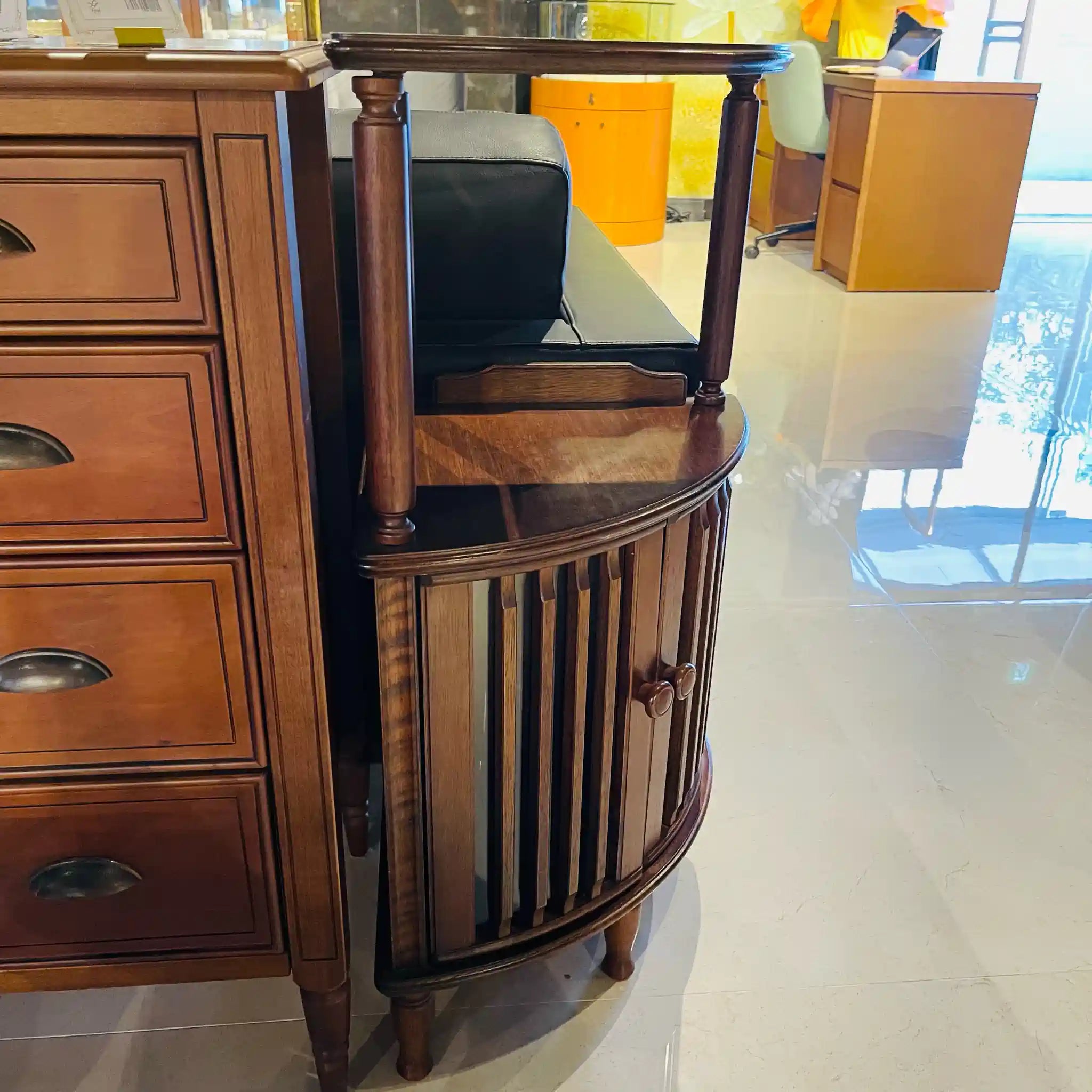 【リユース】 コーナーキャビネット