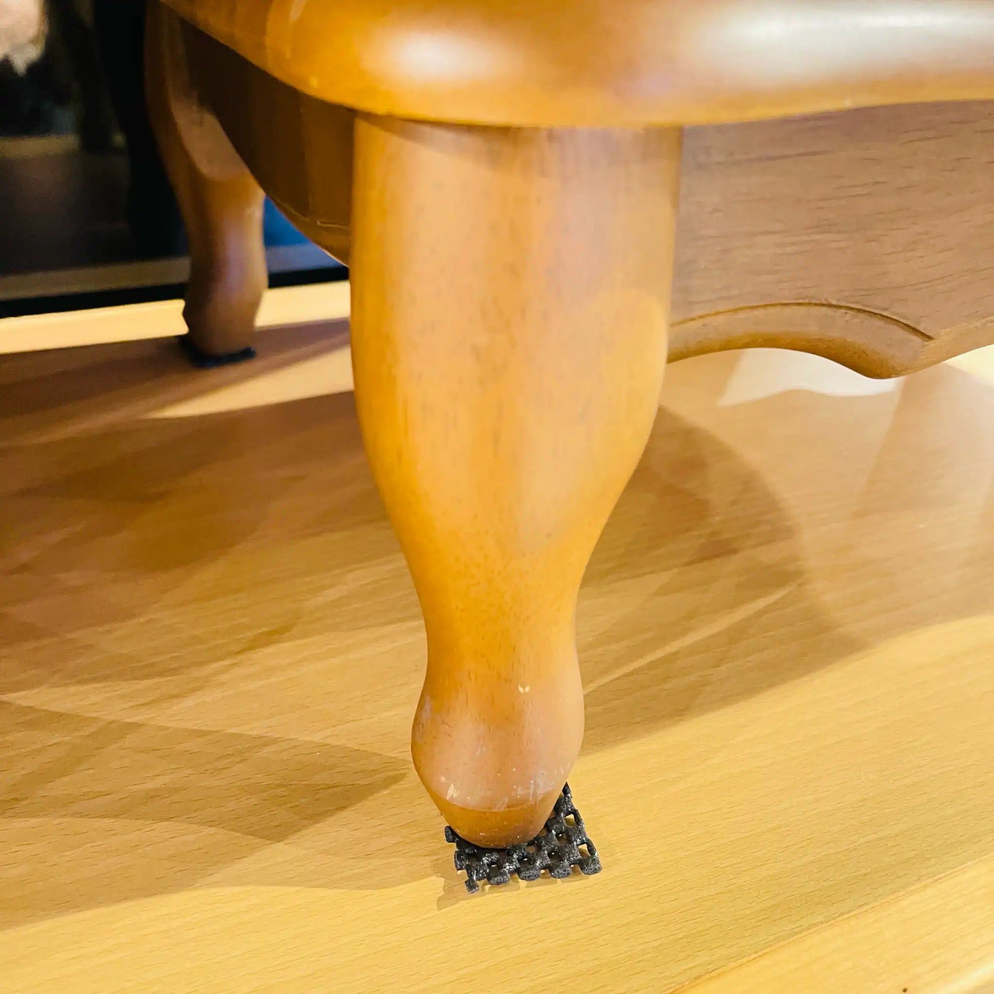 【リユース】 アンティーク調チェスト 猫脚