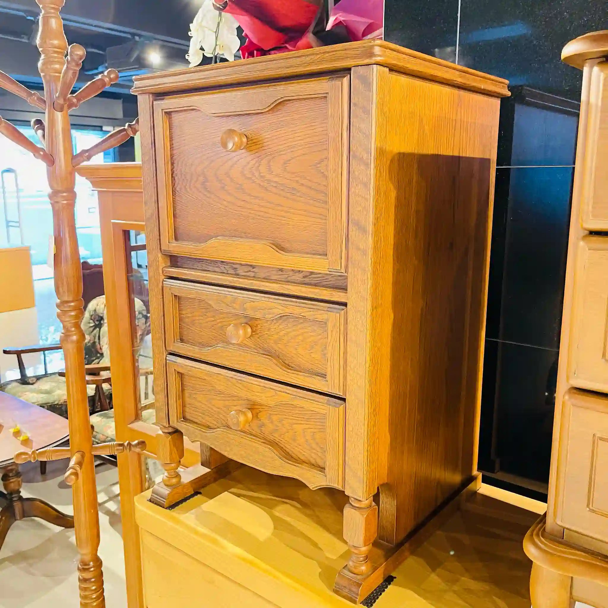 【リユース】 チェスト / ガラス天板