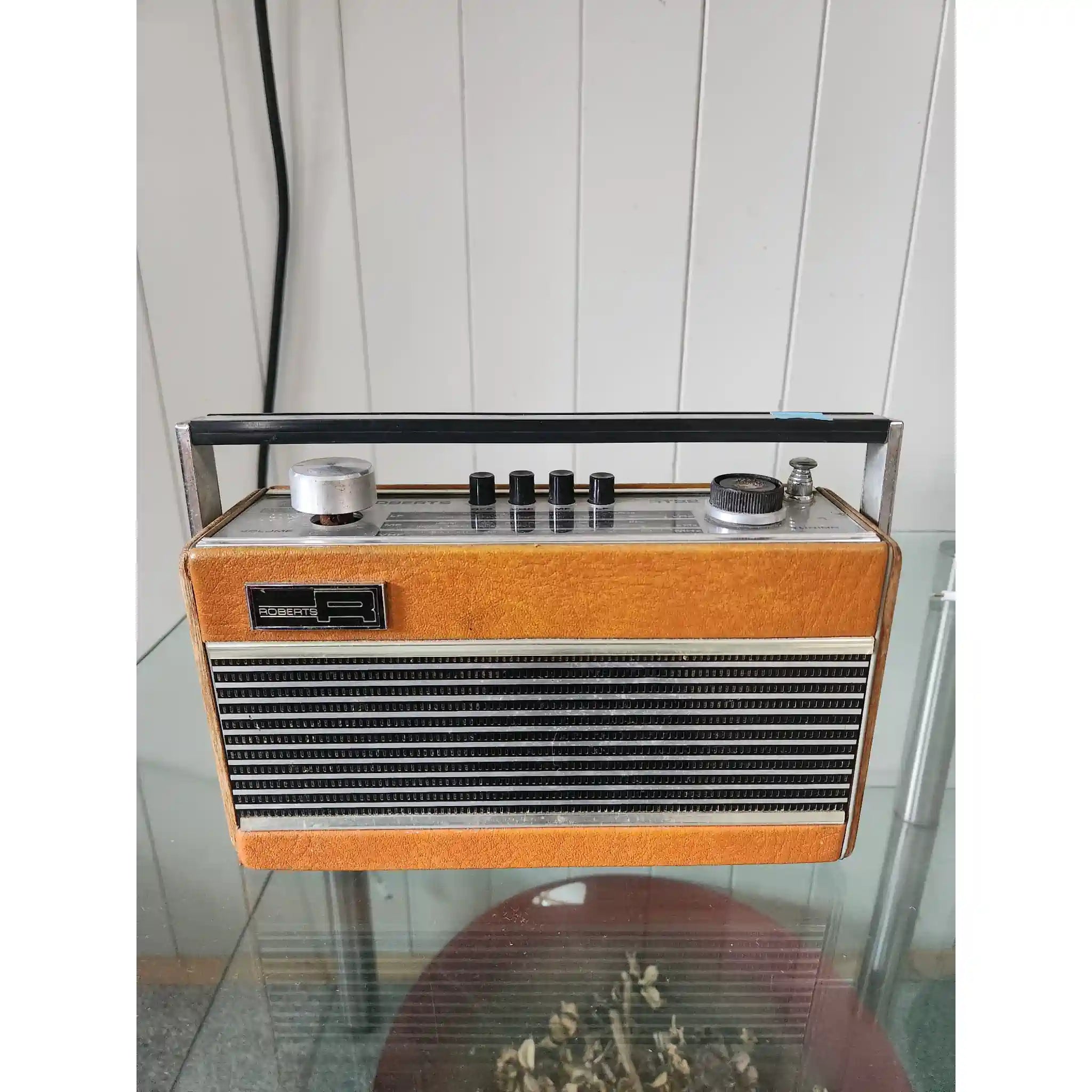 【】 トランジスタラジオ