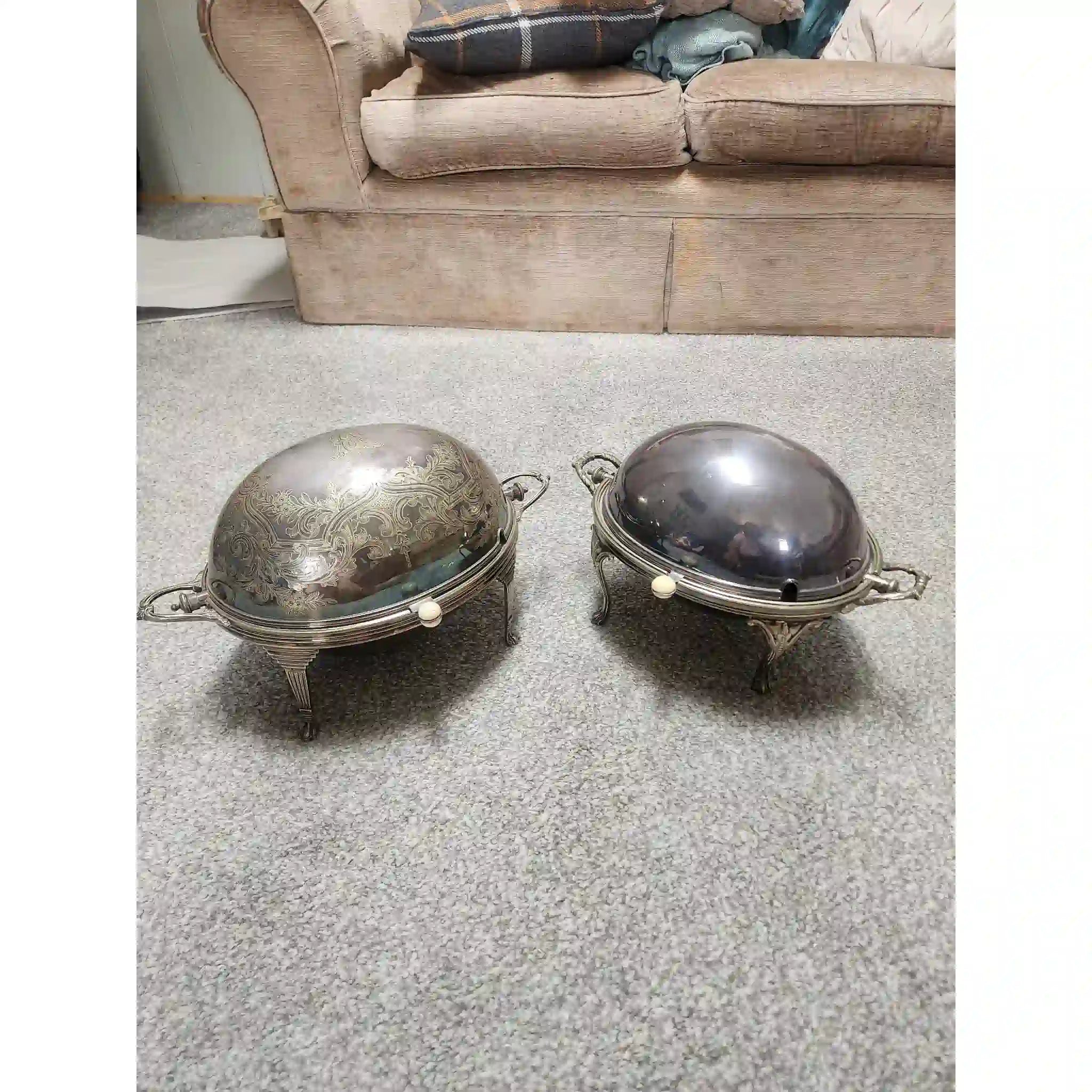 【】 銀メッキのドーム型の盛り皿