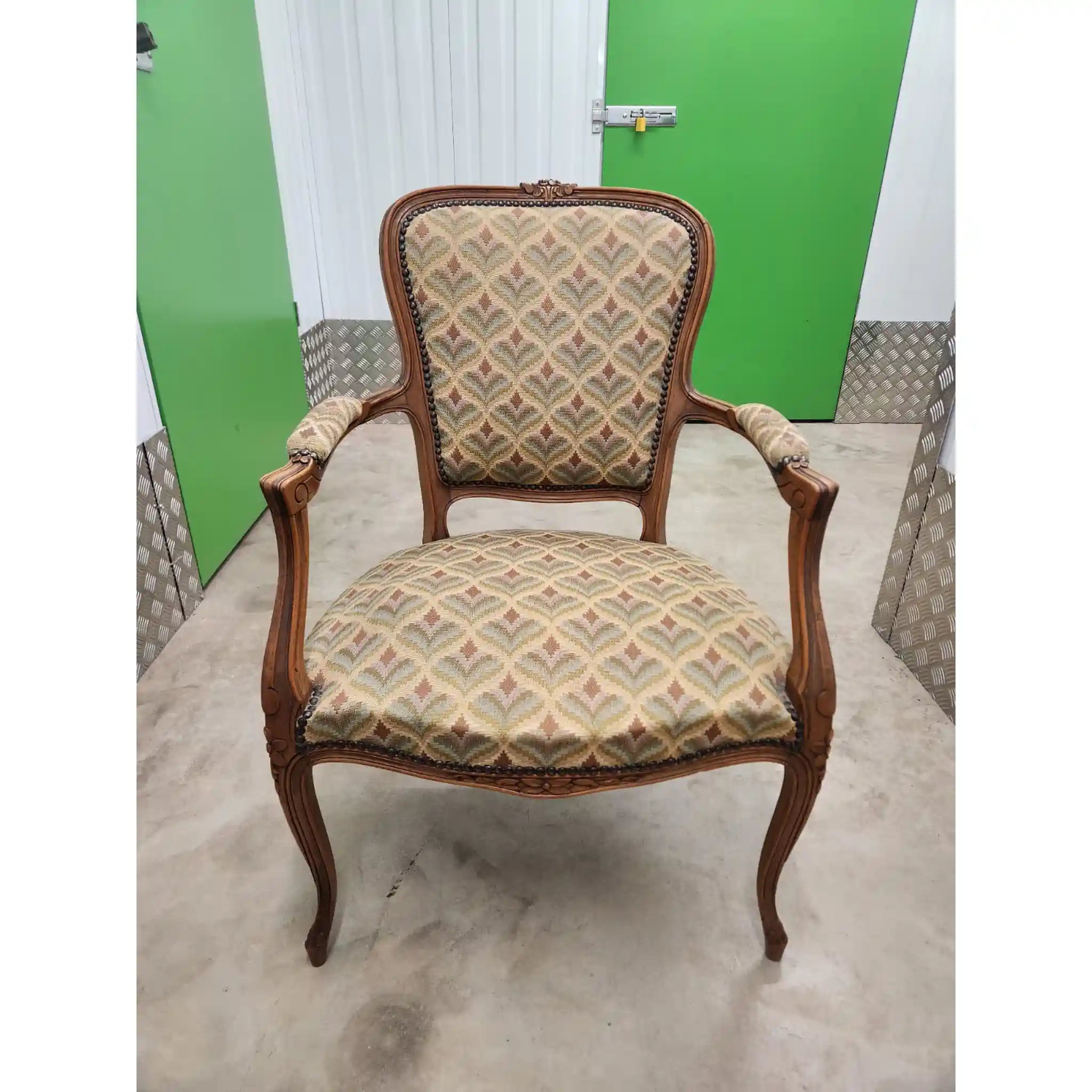 【】 アームチェア