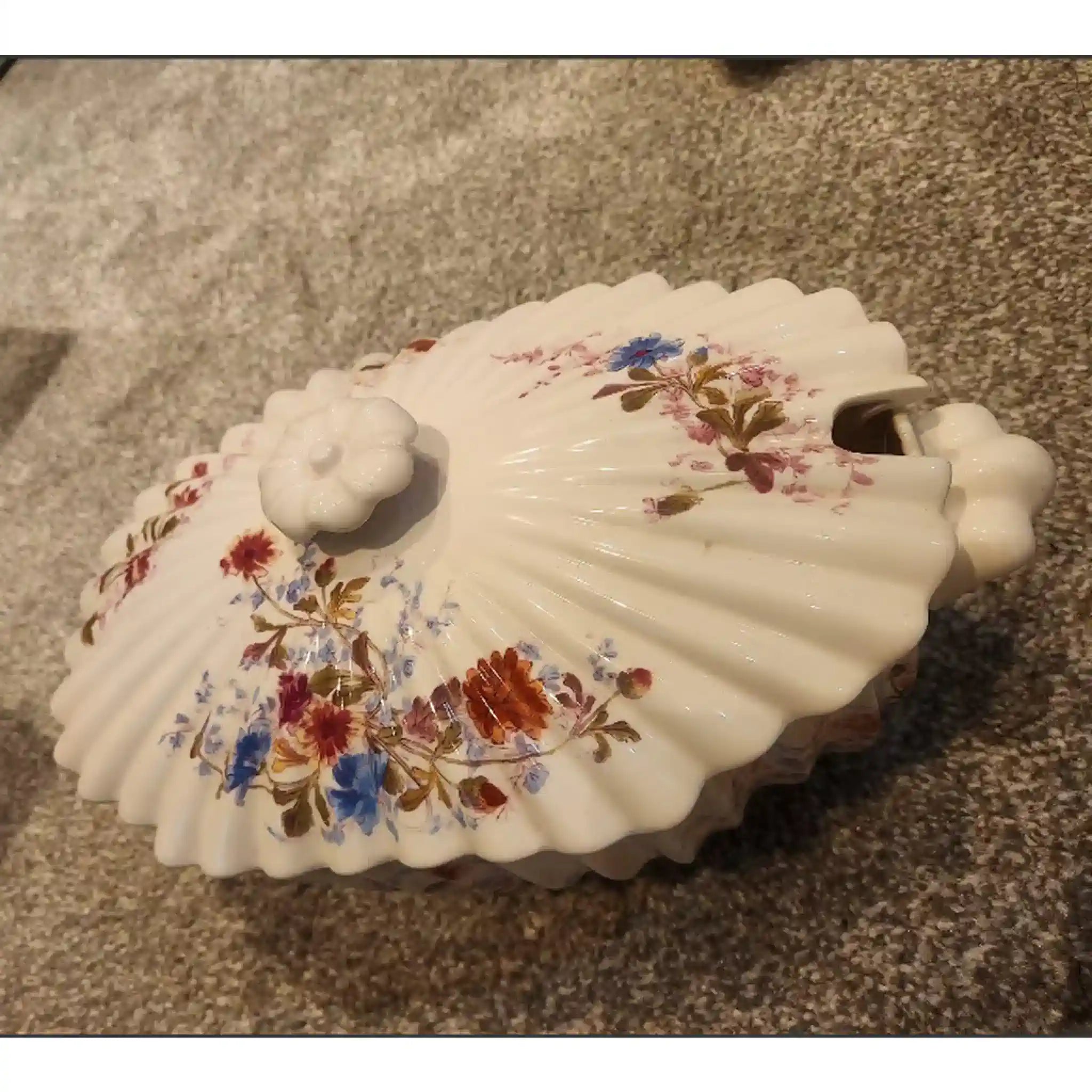 【アンティーク】 シェル型サービングディッシュ / Lawley's(ラウリーズ) / 19世紀後半から20世紀初頭 / イギリス / ボタニカル柄