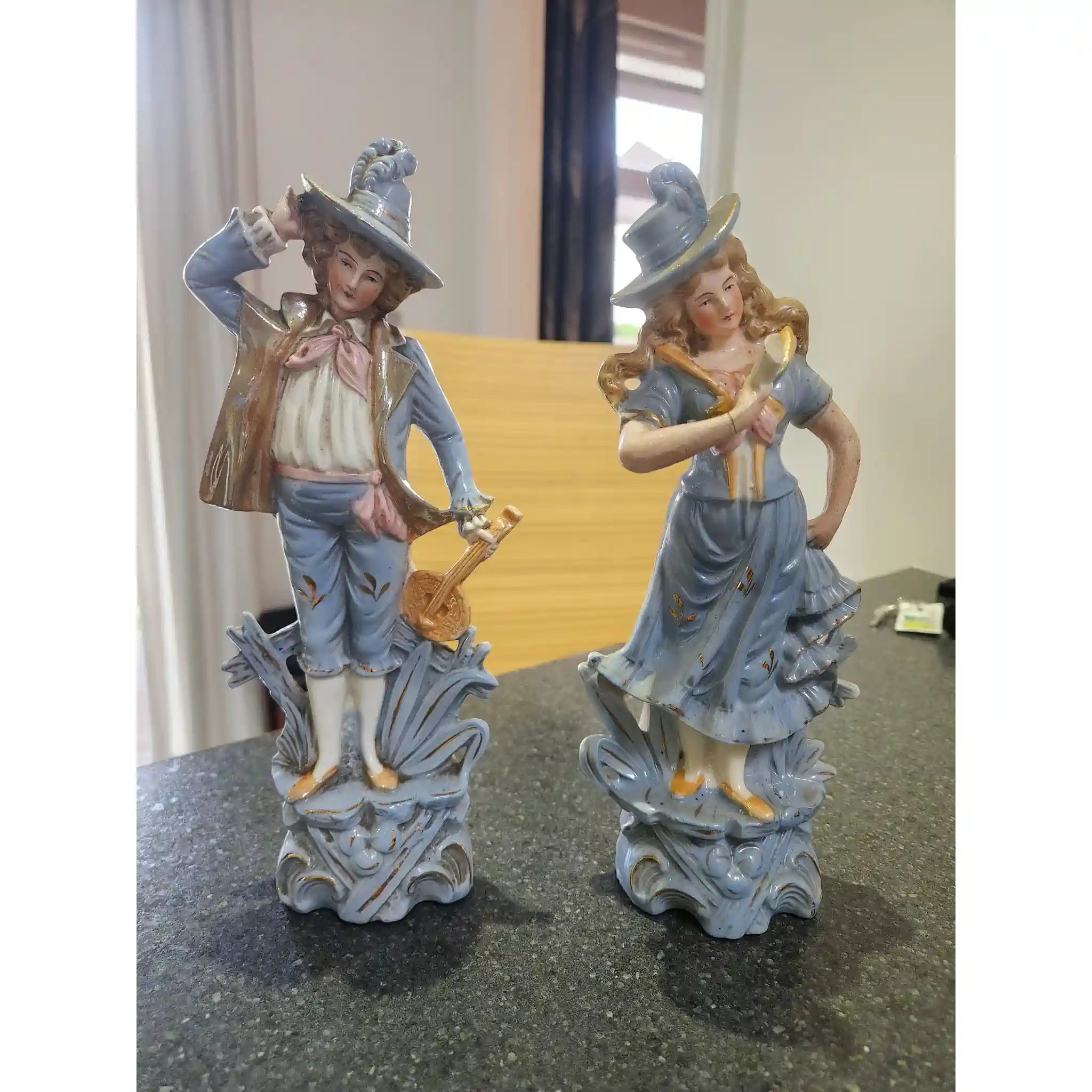 【ビンテージ】 フィギュリン(磁器人形) / ロココ様式/田園風 / 19世紀後半から20世紀中頃 / イギリス