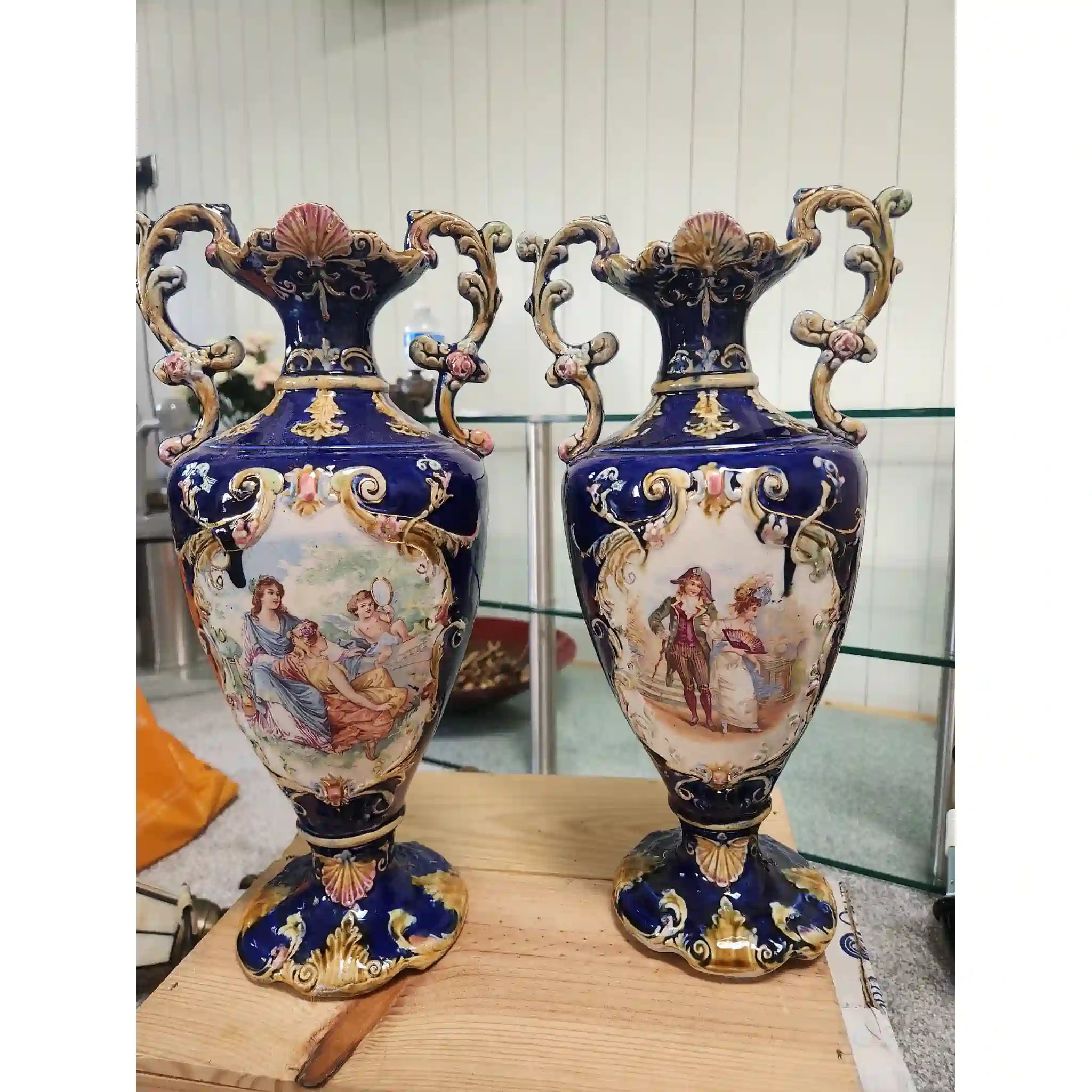 【アンティーク】 フラワーベース(花瓶) / ヴィクトリアン様式 / 19世紀後半から20世紀初頭 / イギリス / 金彩