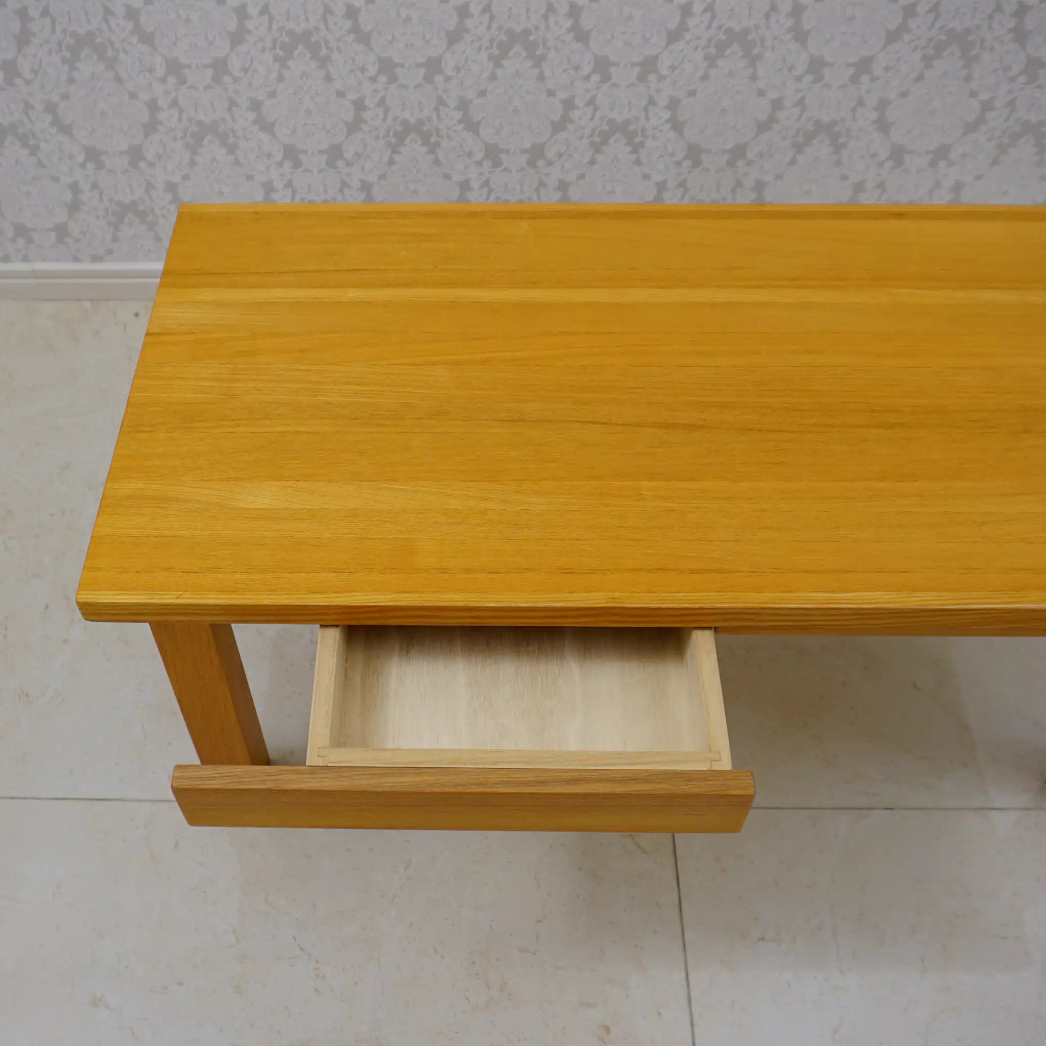[Reused] Table, Light Brown, MUJI