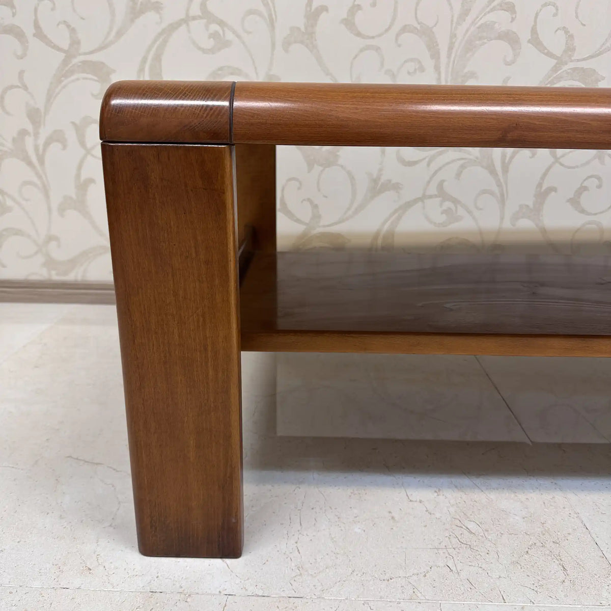 Karimoku Furniture / Center table (low table) / 1970s-80s / Fusion of Japanese traditional beauty, mid-century modern, solid appearance / [Vintage]