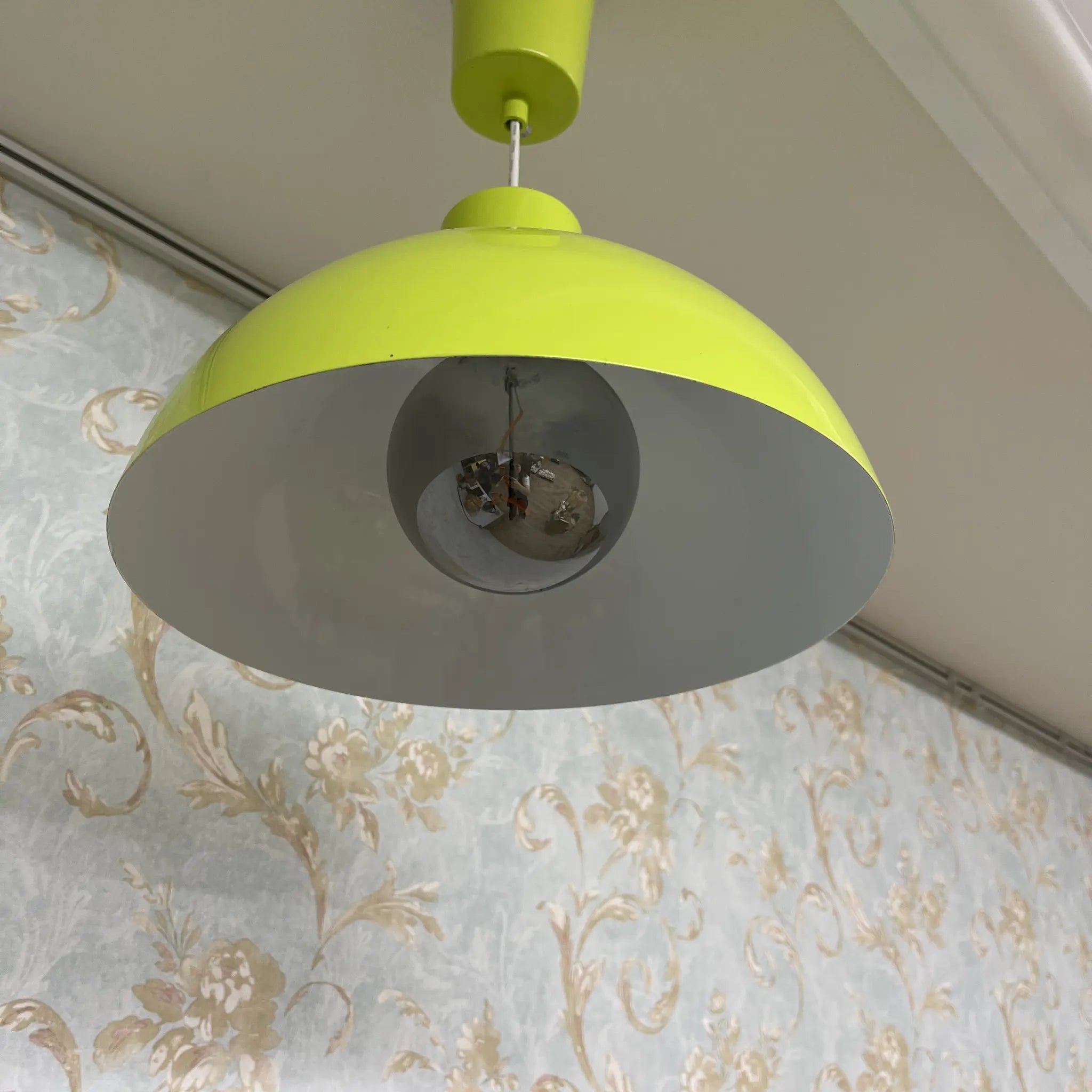 Lighting (Pendant Light) / Retro, Pop, Mid-Century, Modern, Light Green, Yellow-Green / [Reuse]