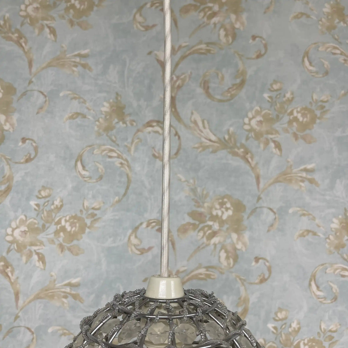 Pendant light (lighting) / elegant, glass beads, ceiling lighting, indirect lighting, mini chandelier / [Reuse]